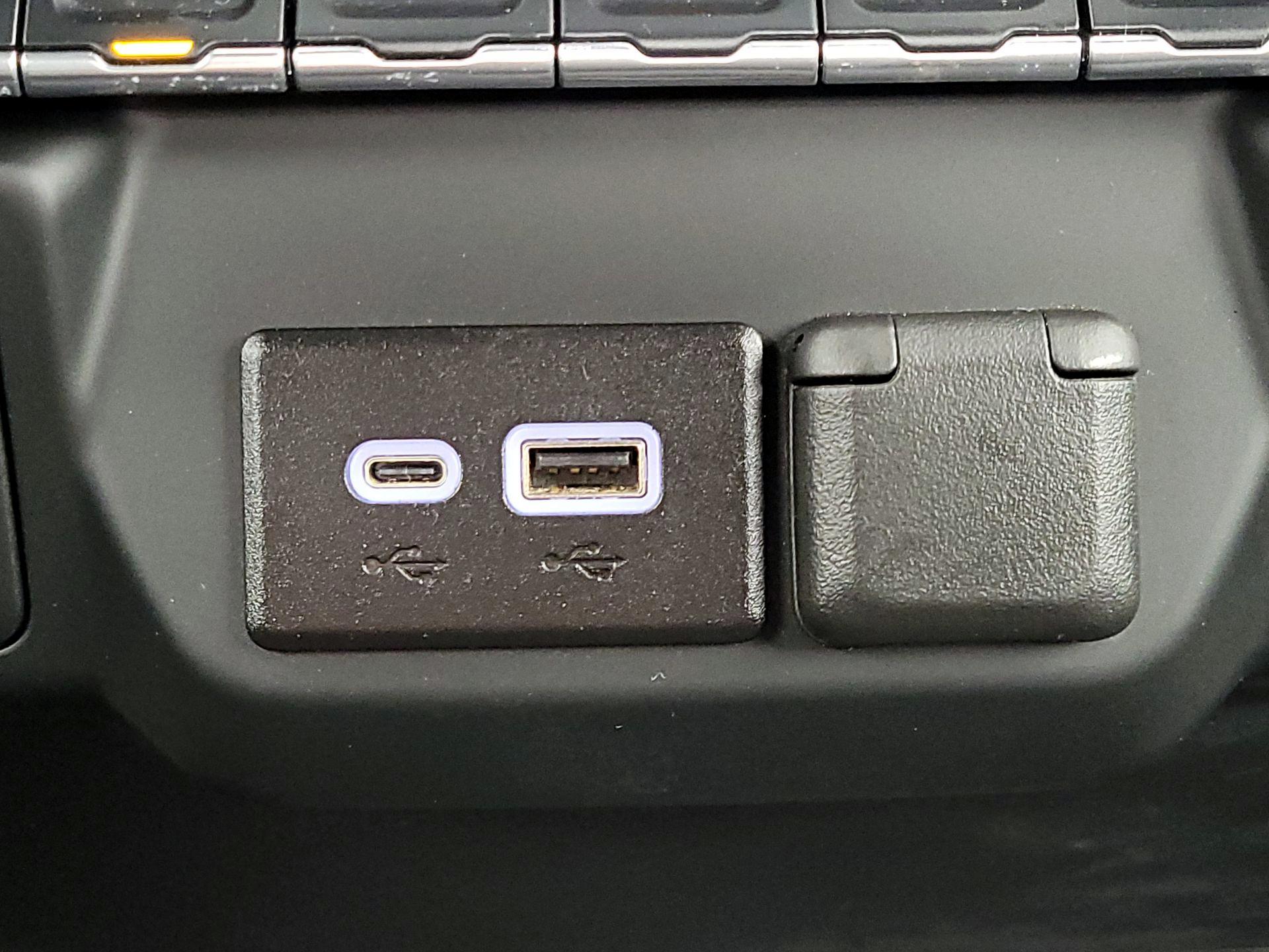 Thumbnail: 2024 Chevrolet Silverado 1500 - 19