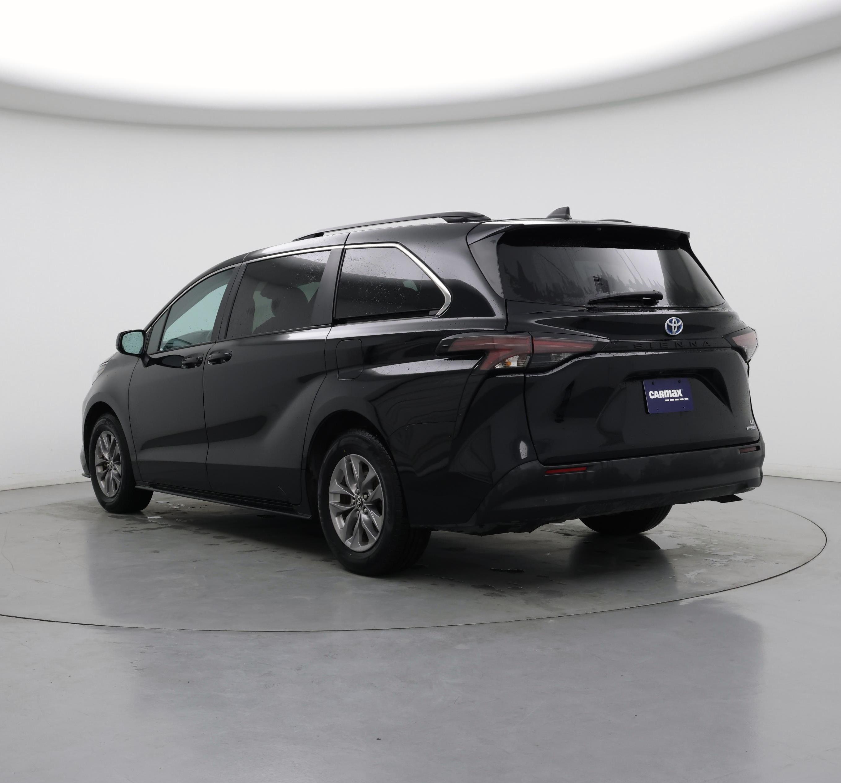 Thumbnail: 2024 Toyota Sienna - 2