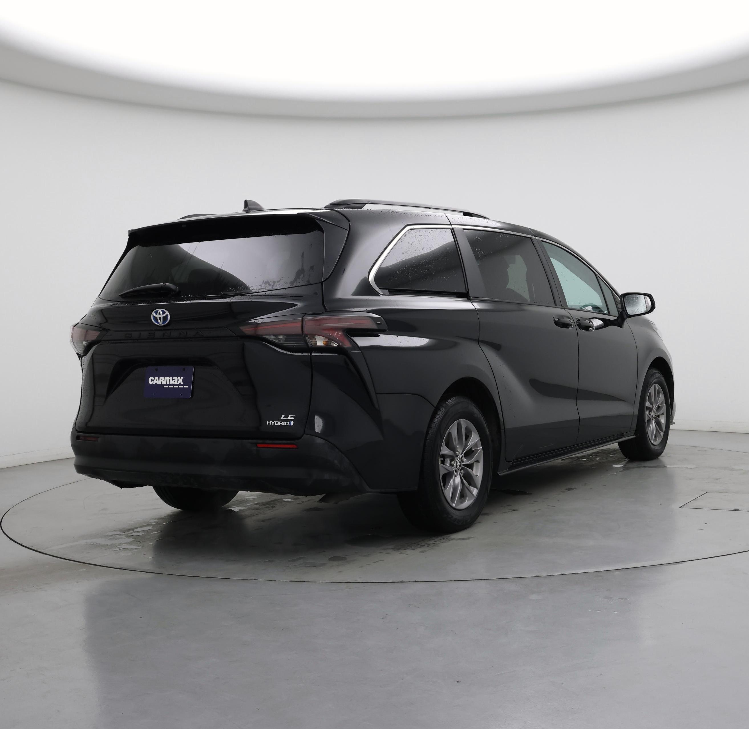 Thumbnail: 2024 Toyota Sienna - 8