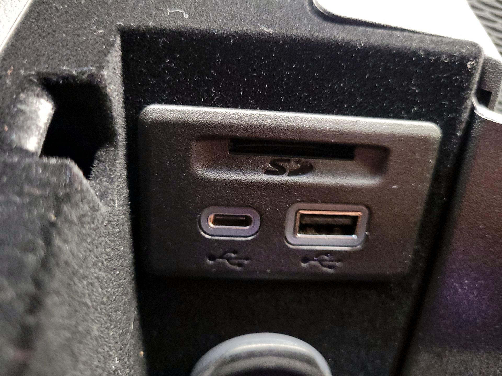 Thumbnail: 2023 Cadillac CT5 - 18