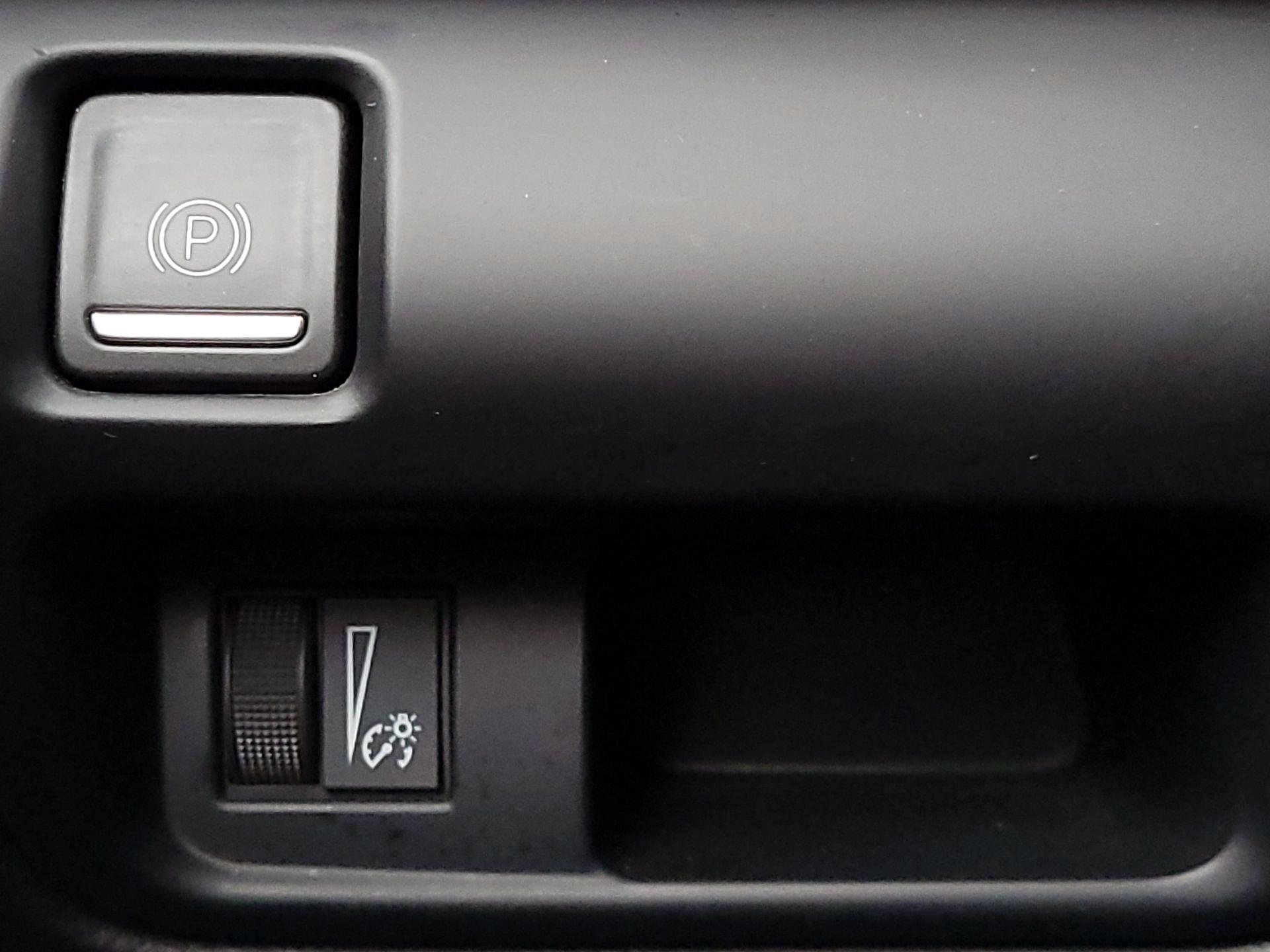 Thumbnail: 2023 Cadillac CT5 - 13