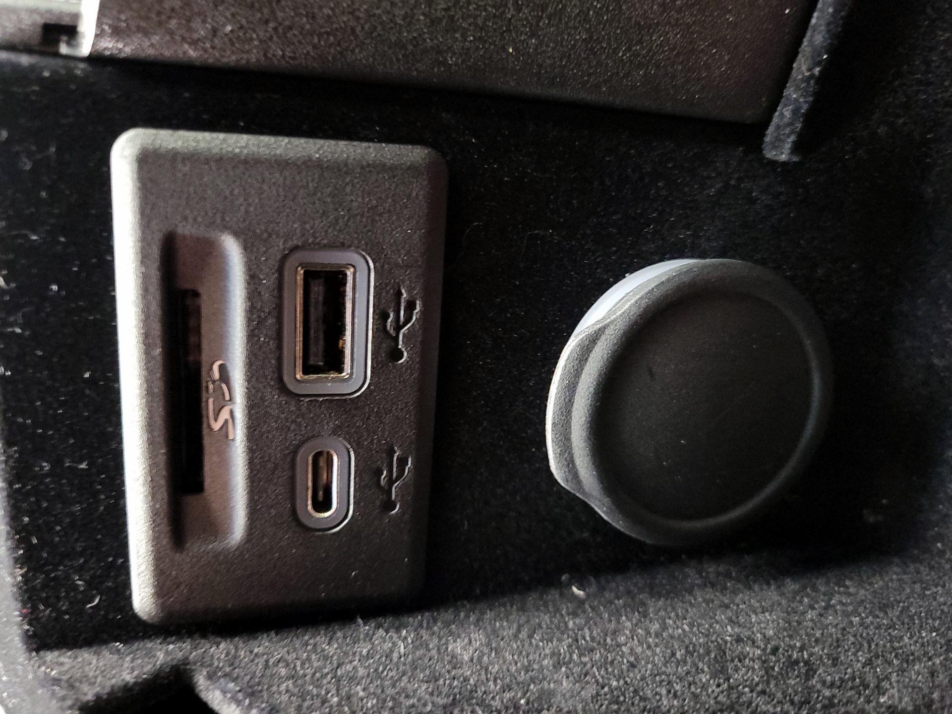 Thumbnail: 2023 Cadillac CT5 - 18