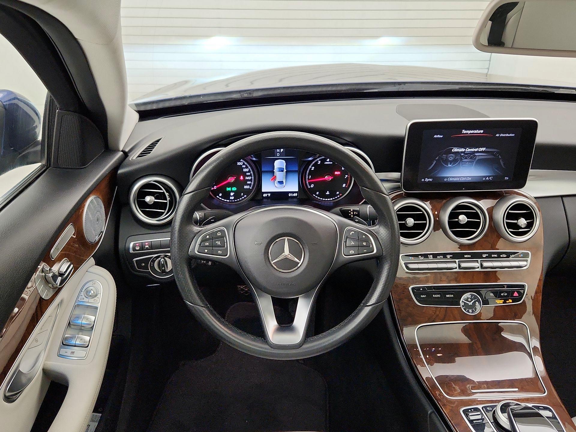 Thumbnail: 2018 Mercedes-Benz C-Class - 10