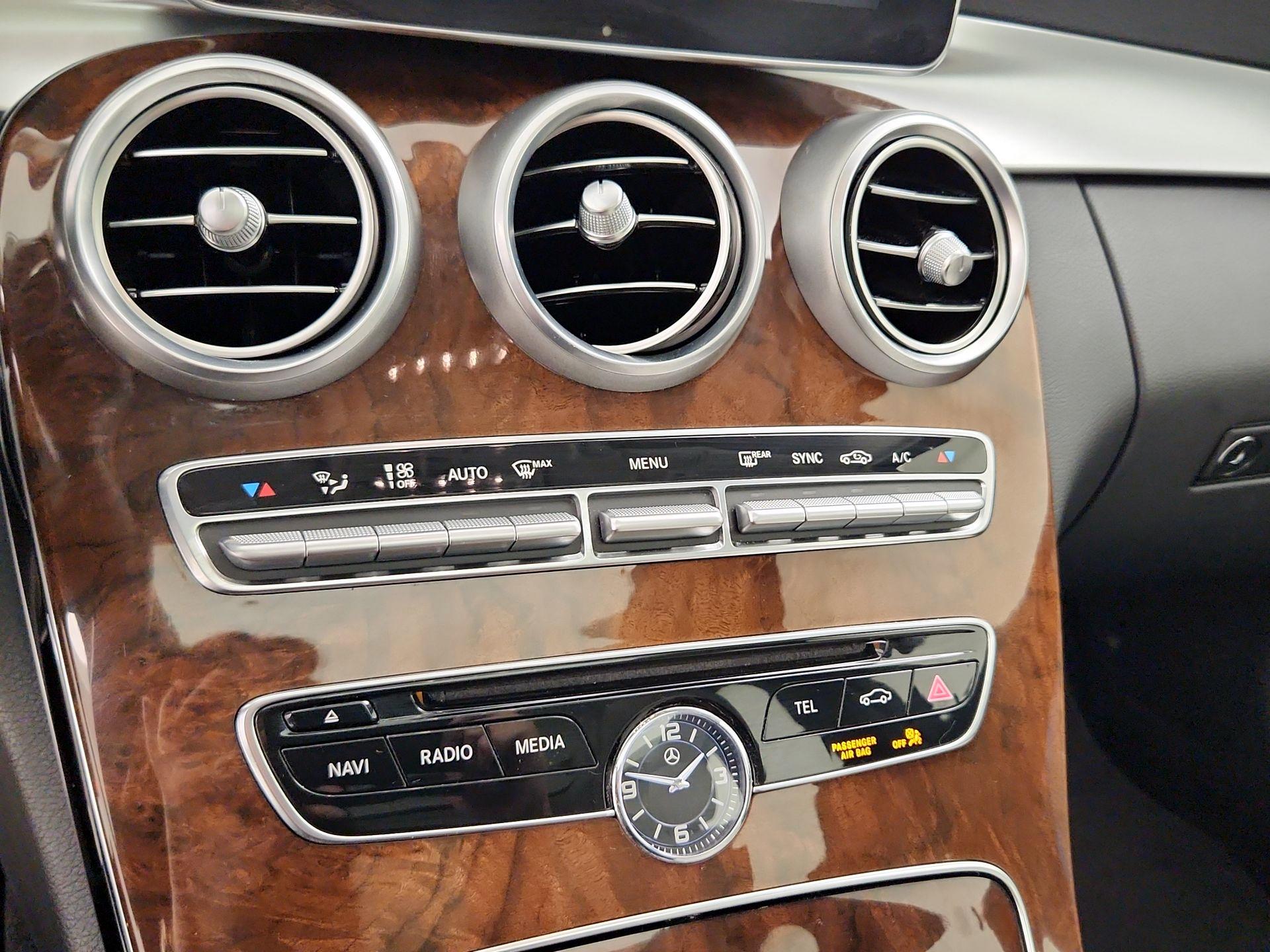 Thumbnail: 2018 Mercedes-Benz C-Class - 16