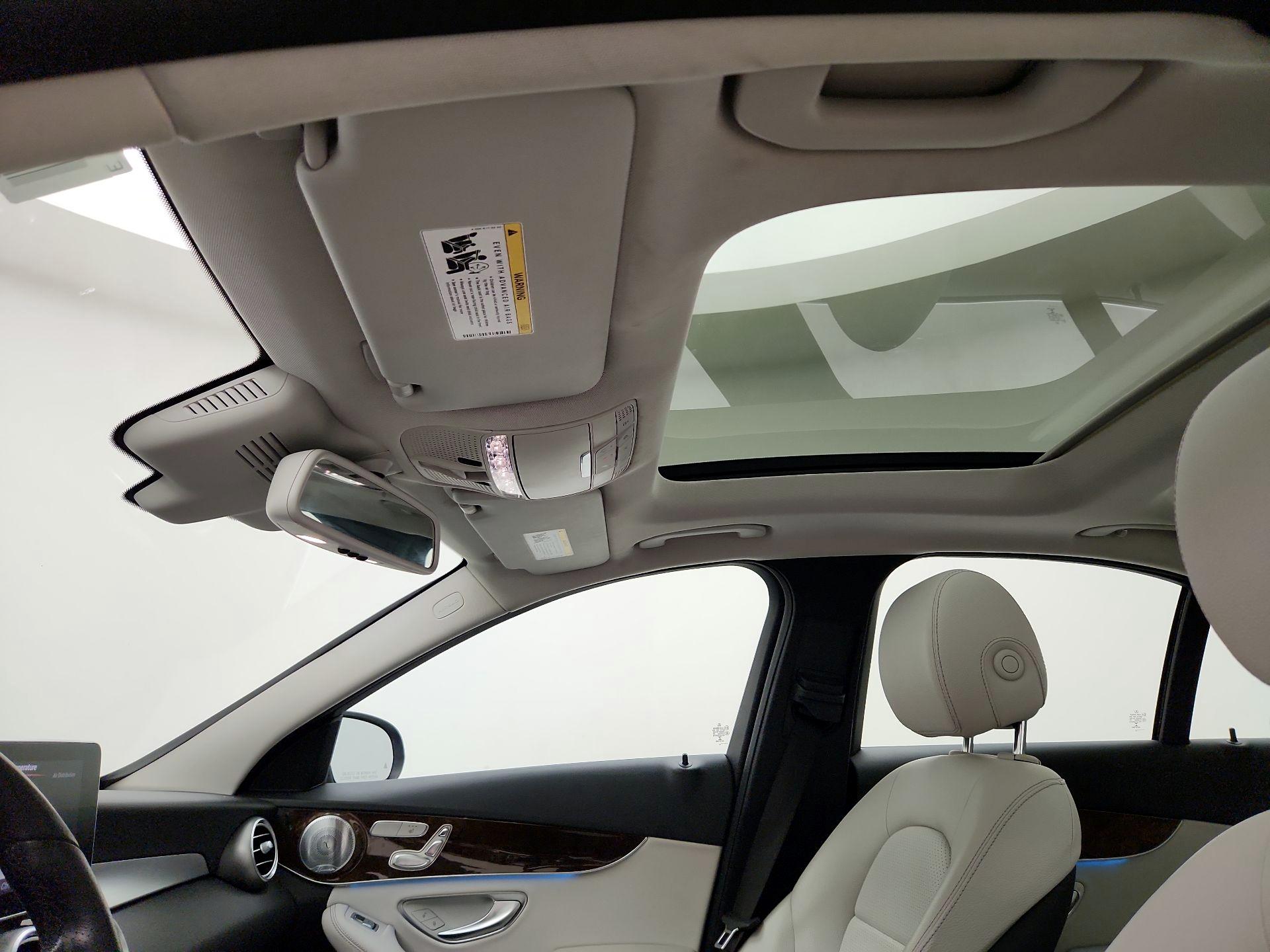 Thumbnail: 2018 Mercedes-Benz C-Class - 19