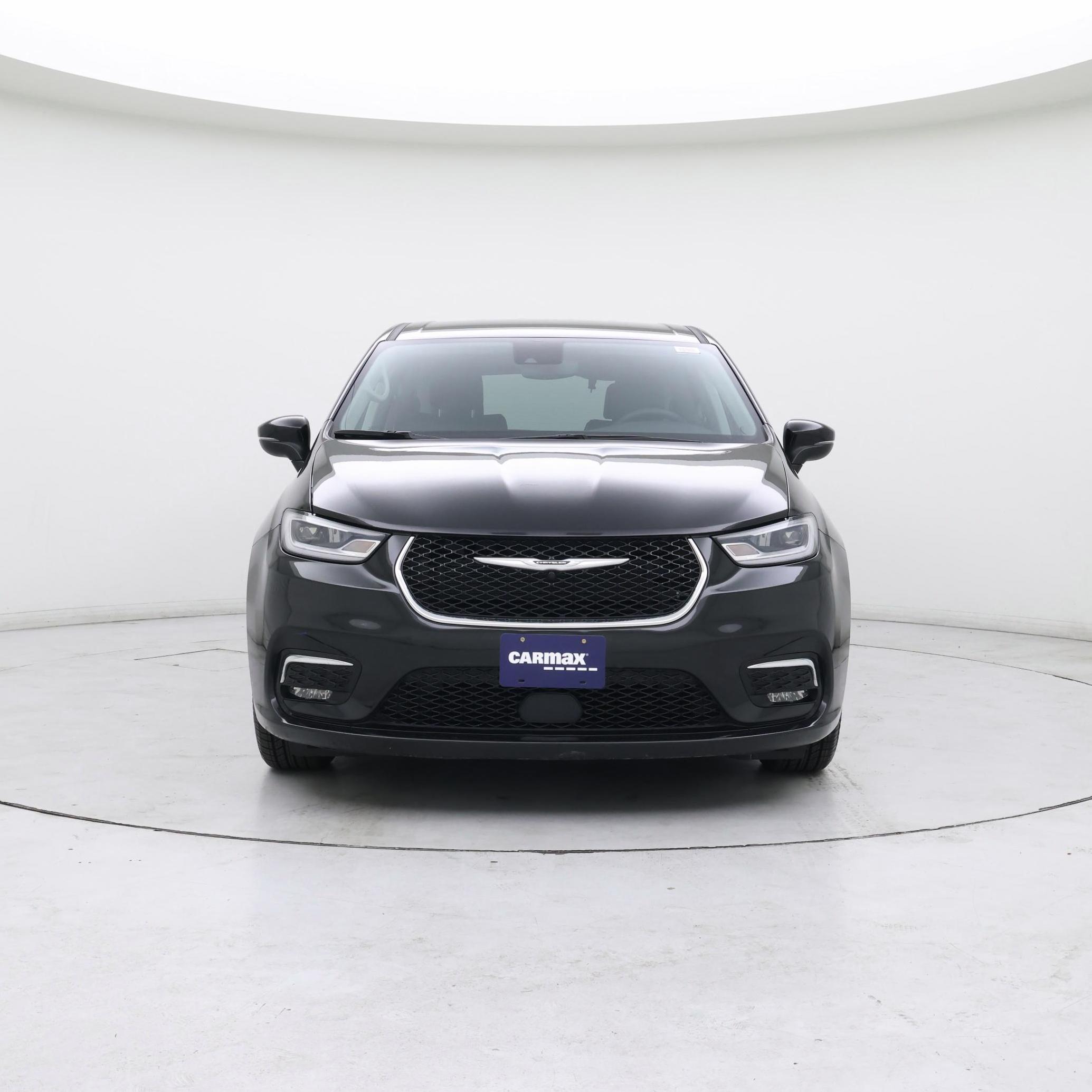 Thumbnail: 2023 Chrysler Pacifica - 5