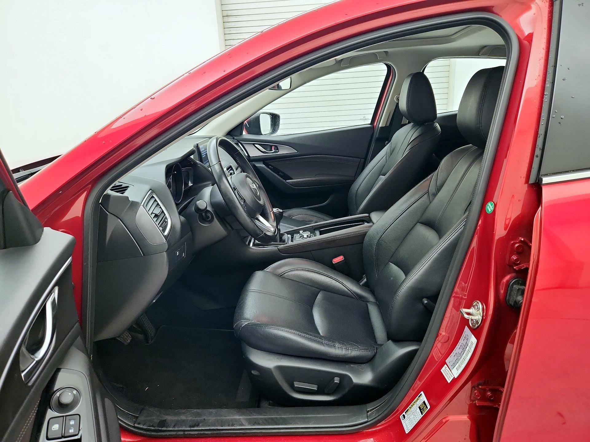 Thumbnail: 2017 Mazda Mazda3 - 11