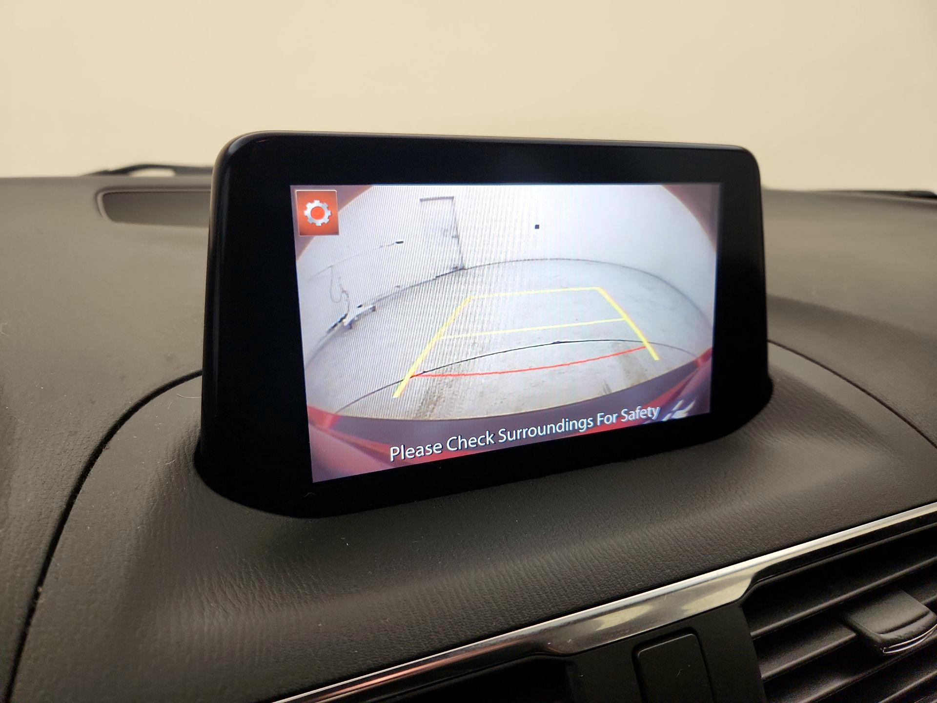 Thumbnail: 2017 Mazda Mazda3 - 14