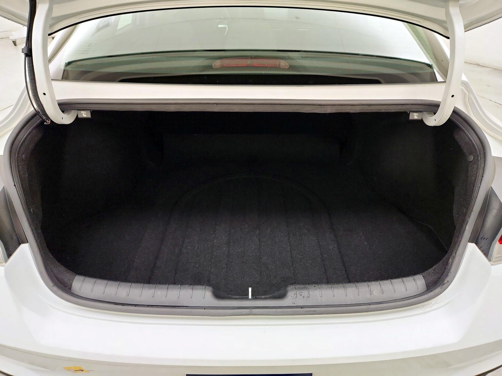 Thumbnail: 2021 Hyundai Elantra - 20