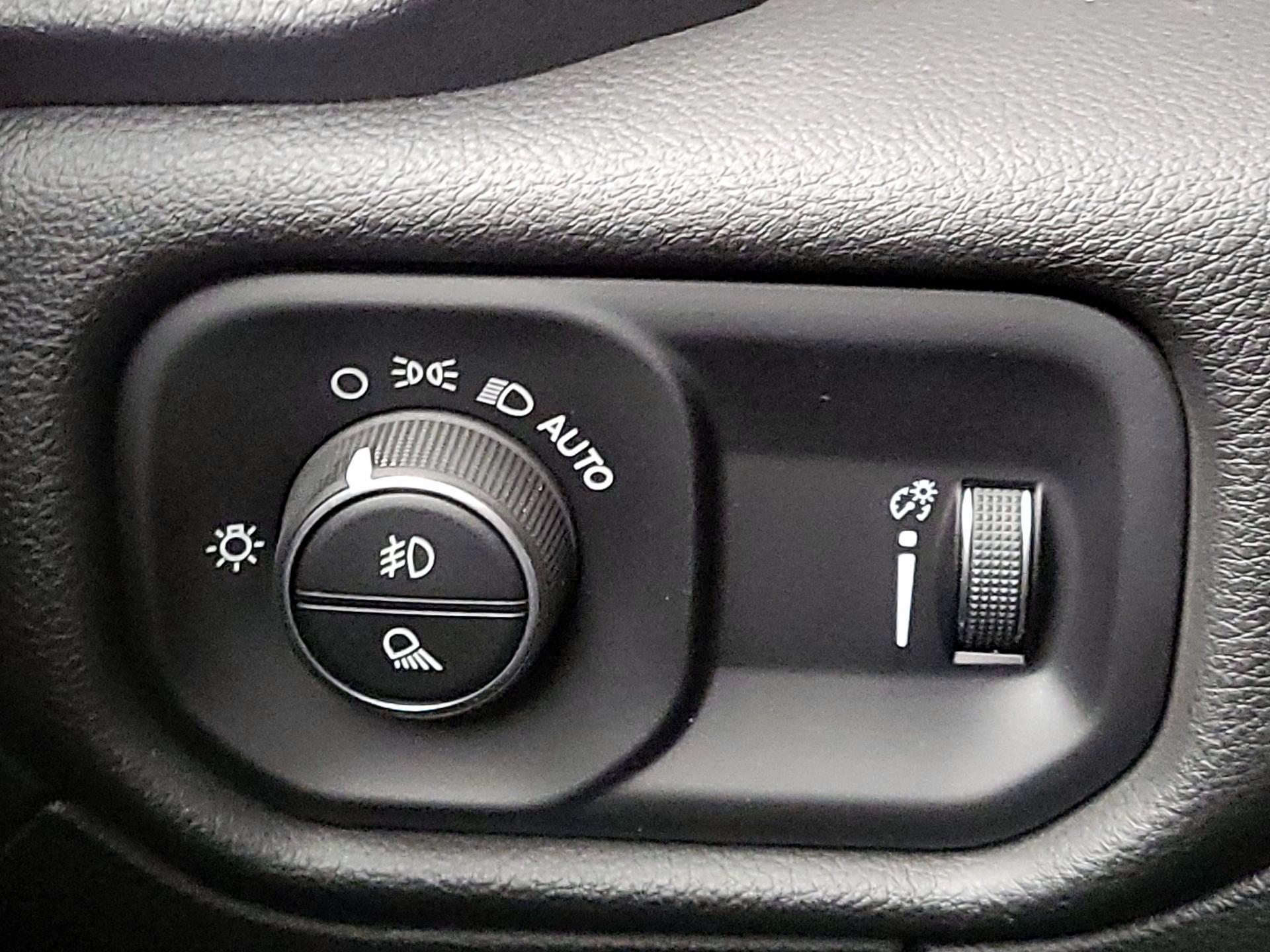 Thumbnail: 2023 RAM 1500 - 13