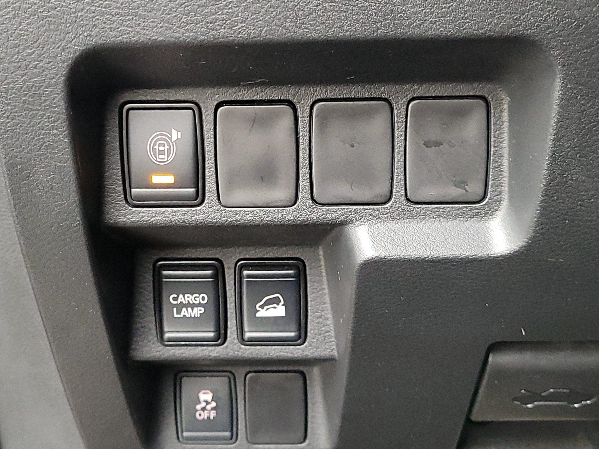 Thumbnail: 2022 Nissan Frontier - 13