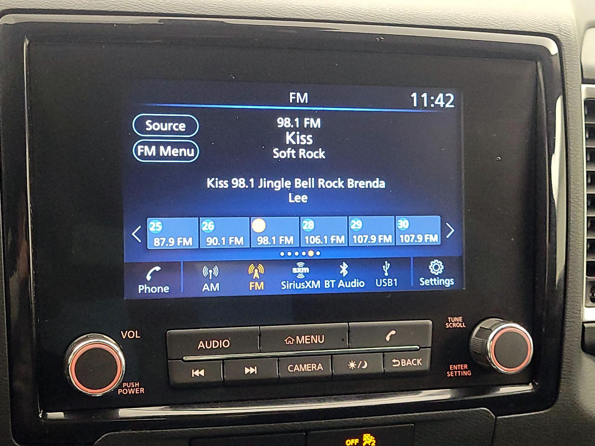 Thumbnail: 2022 Nissan Frontier - 15