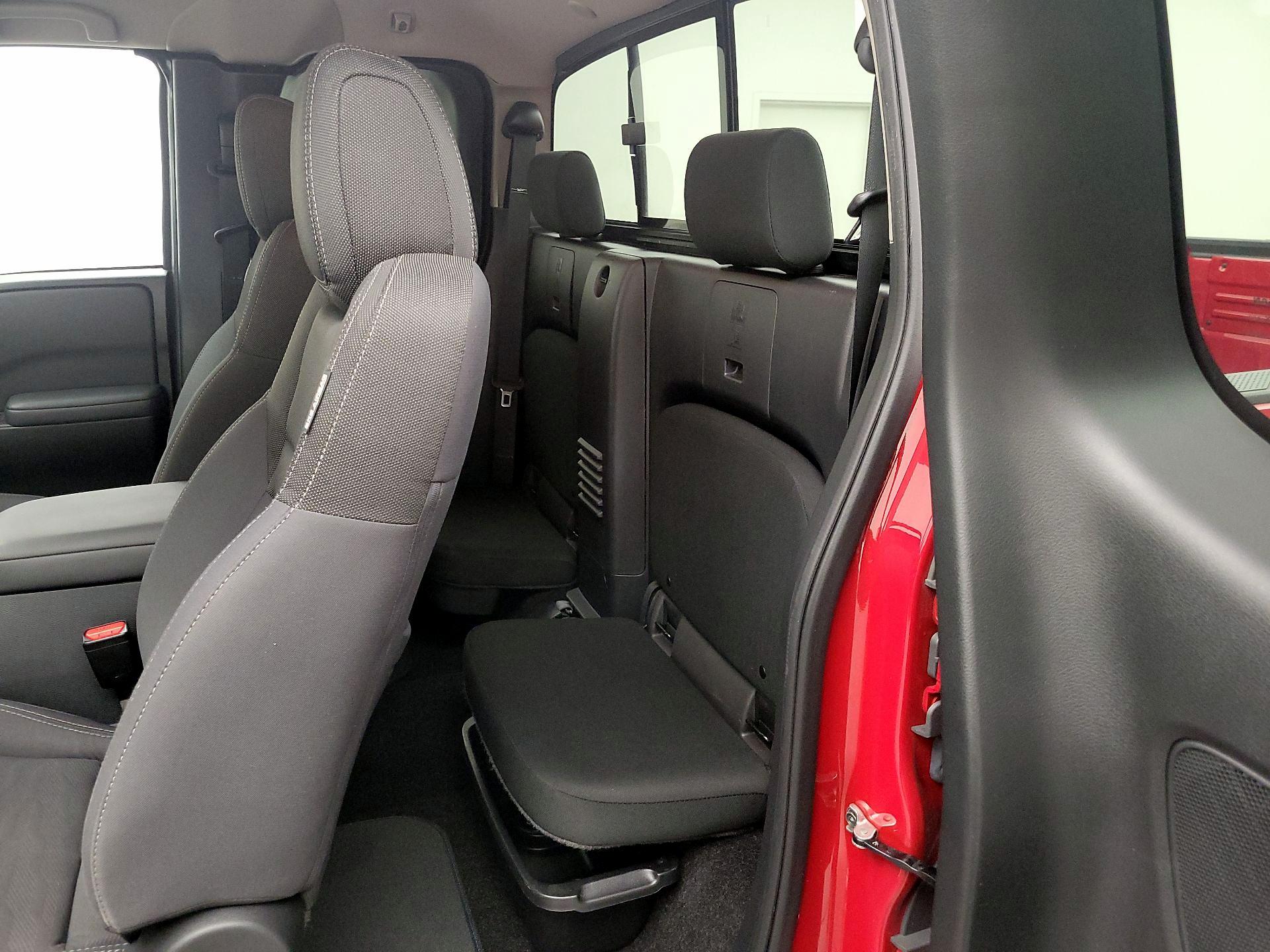 Thumbnail: 2022 Nissan Frontier - 19