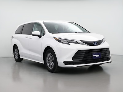 2024 Toyota Sienna Hybrid LE