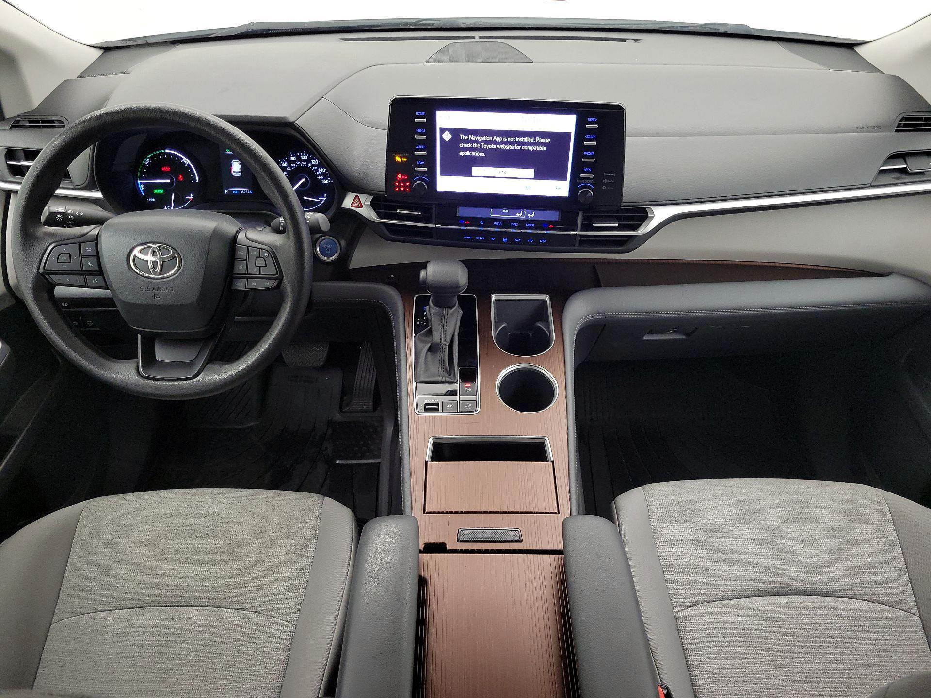 Thumbnail: 2024 Toyota Sienna - 9