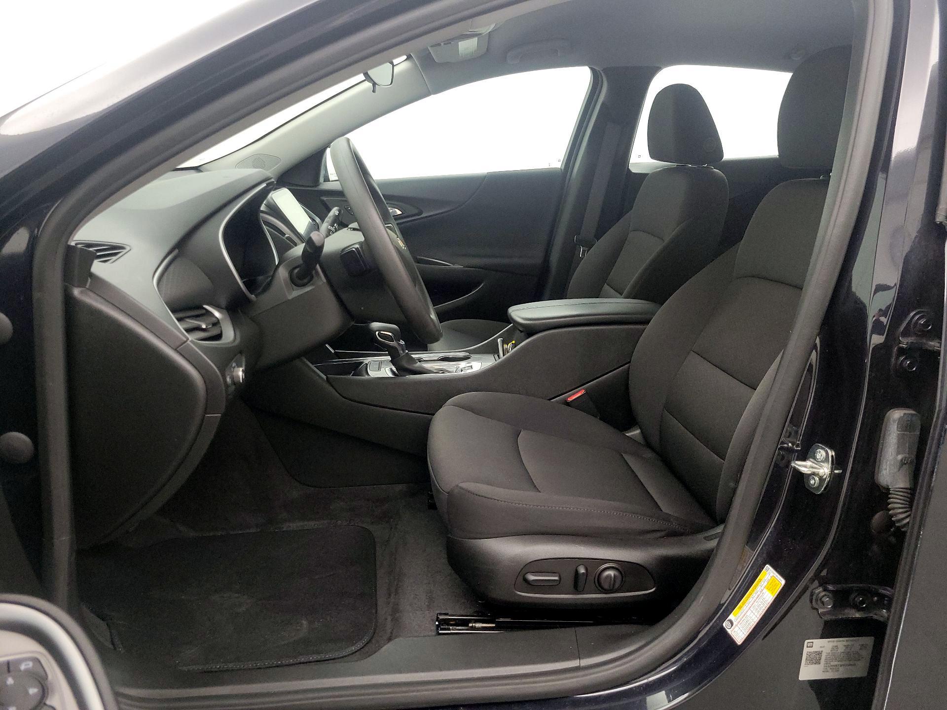 Thumbnail: 2023 Chevrolet Malibu - 11