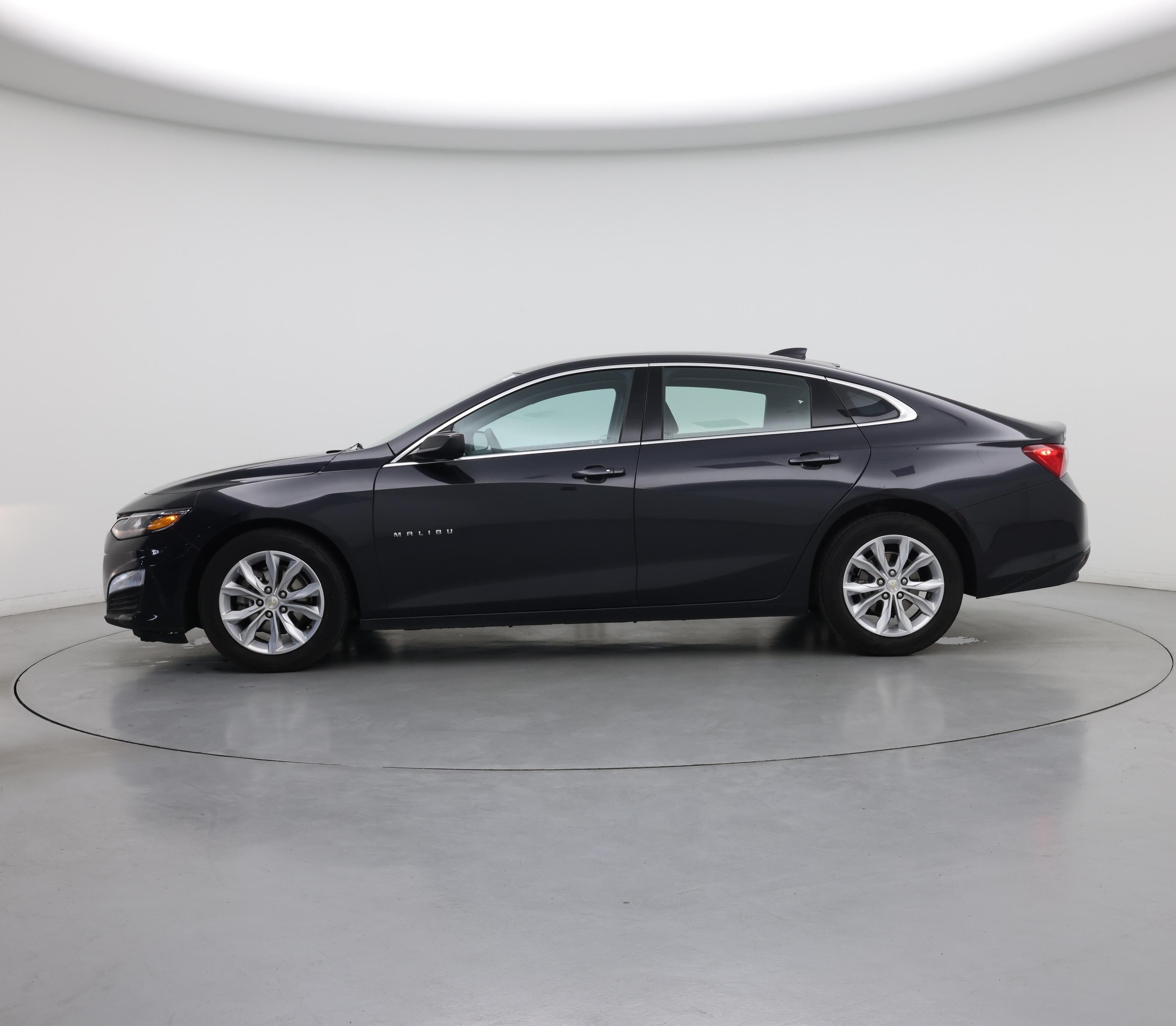 Thumbnail: 2023 Chevrolet Malibu - 3