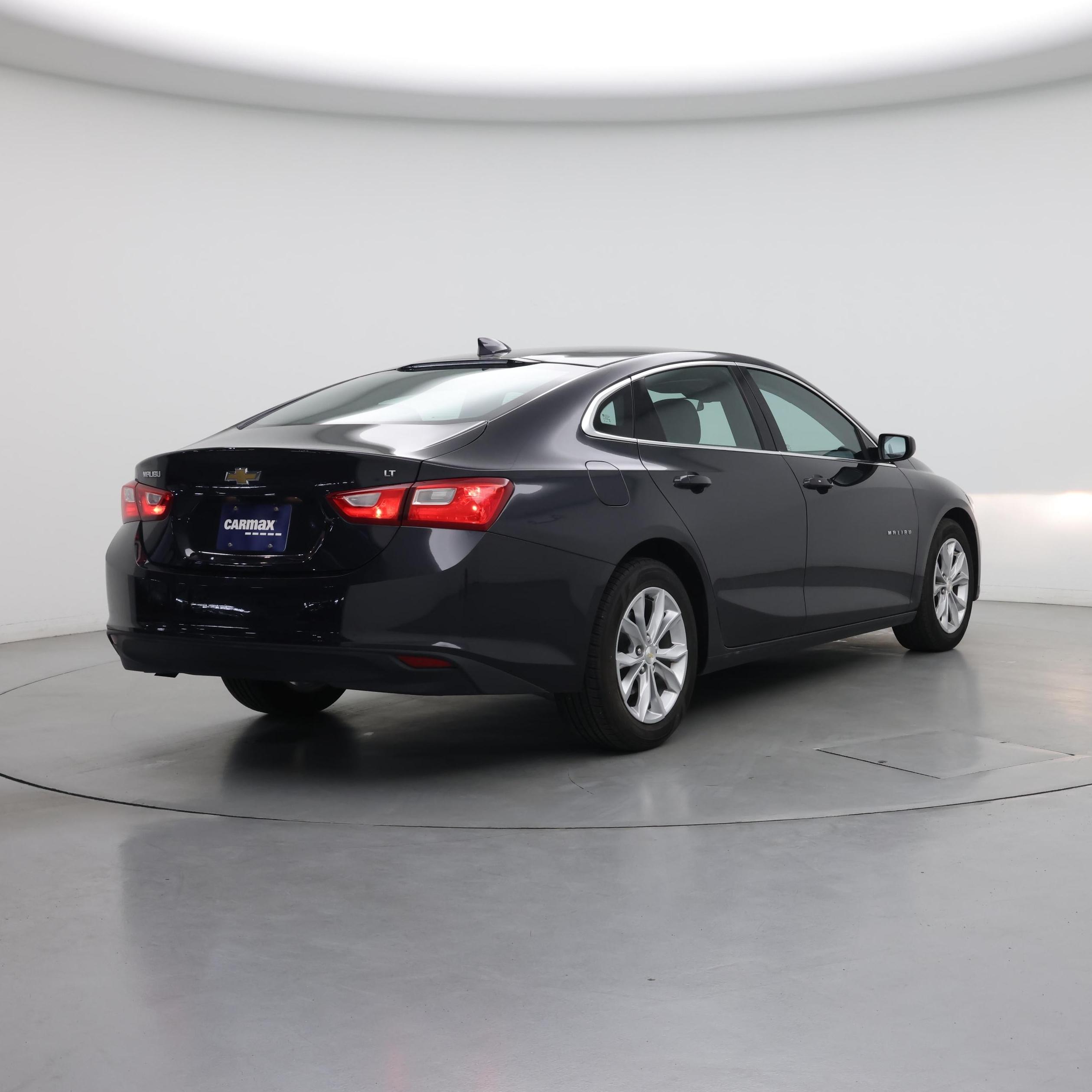 Thumbnail: 2023 Chevrolet Malibu - 8