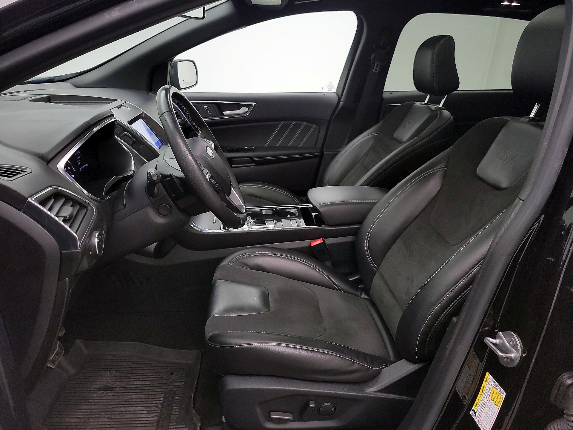 Thumbnail: 2020 Ford Edge - 11