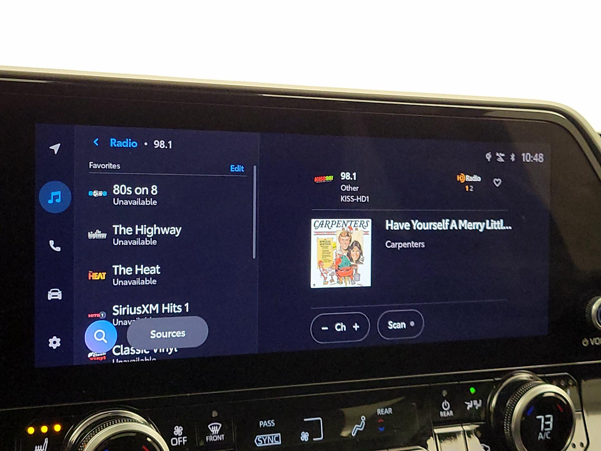 Thumbnail: 2023 Toyota Highlander - 15