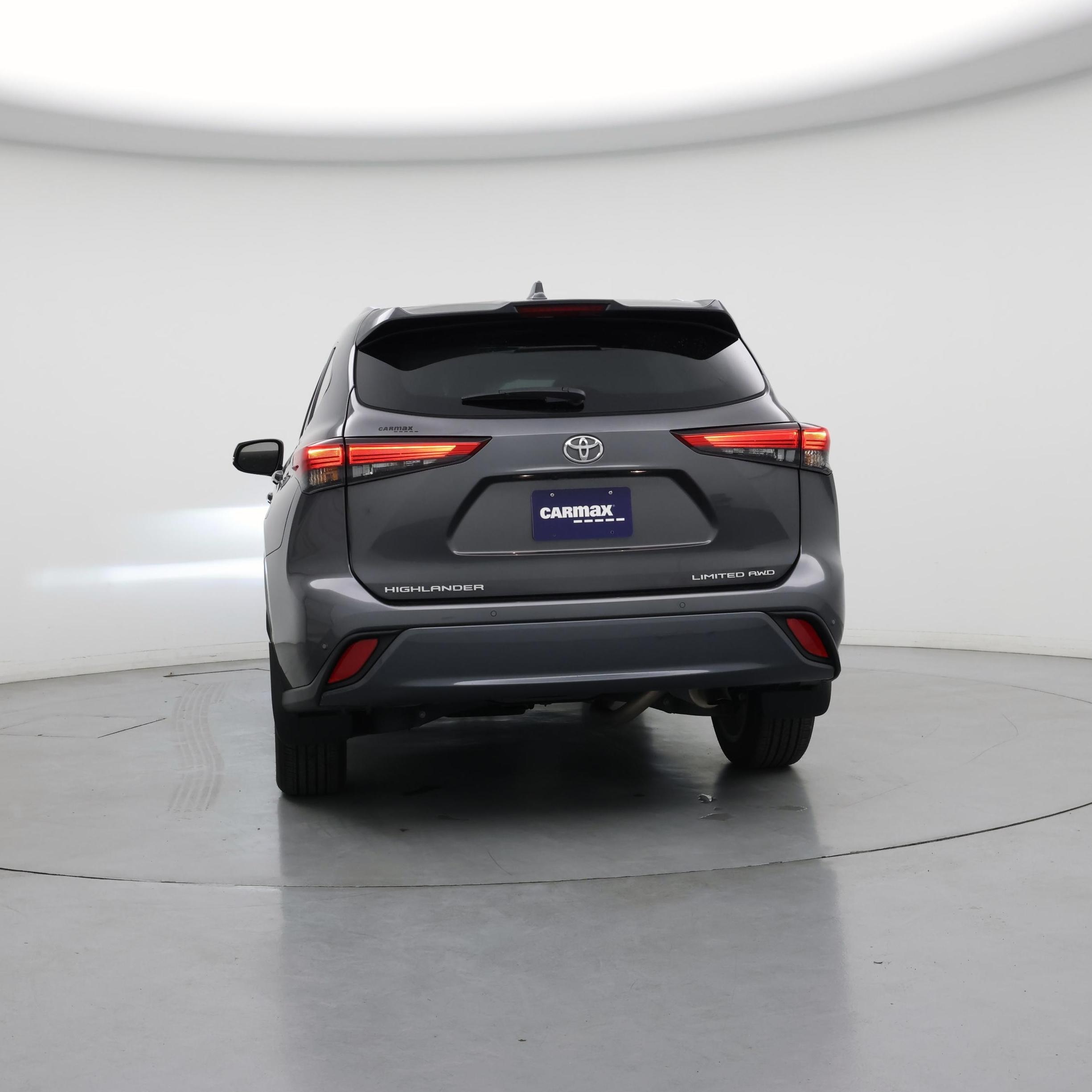 Thumbnail: 2023 Toyota Highlander - 6