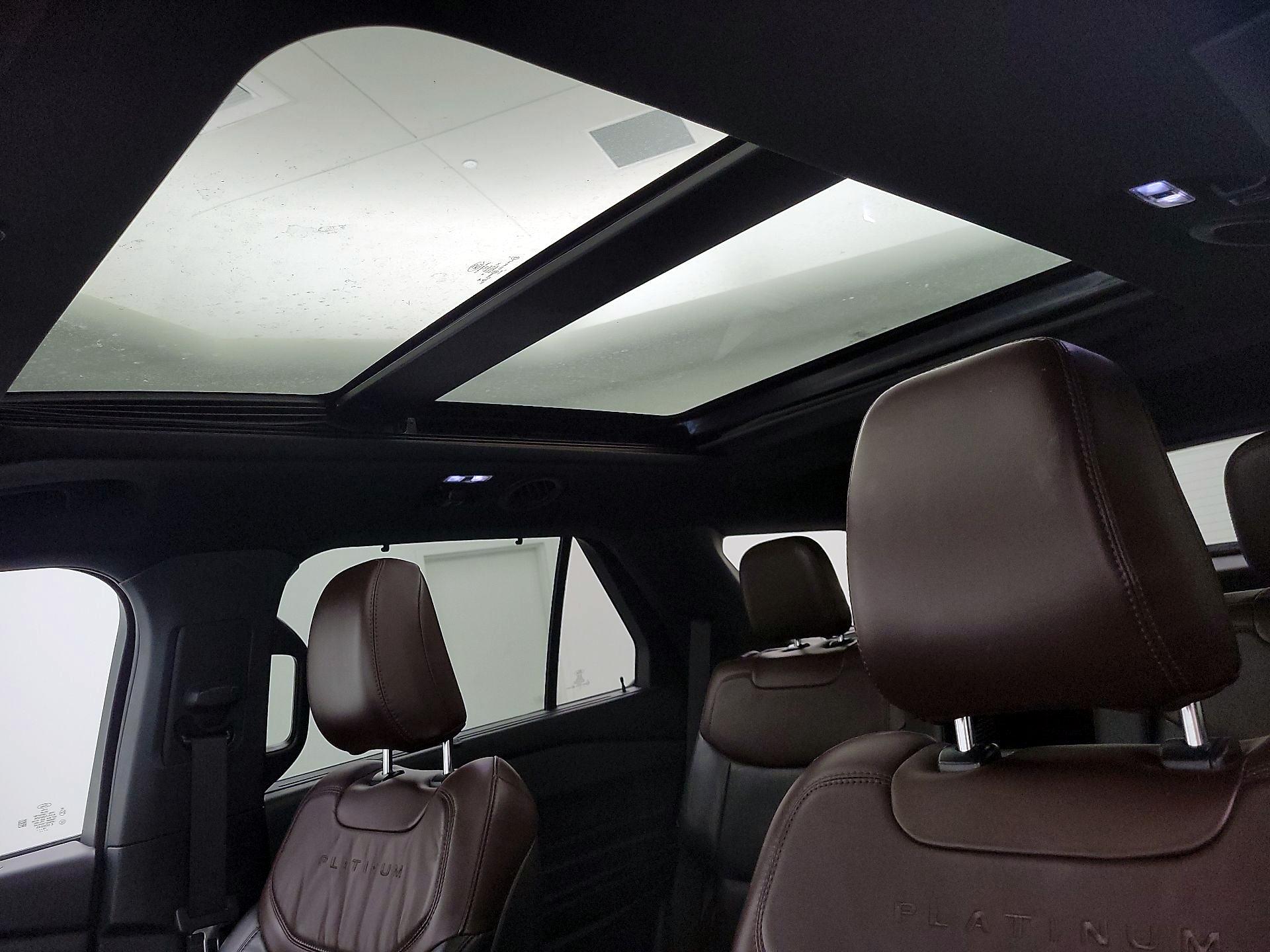 Thumbnail: 2020 Ford Explorer - 20