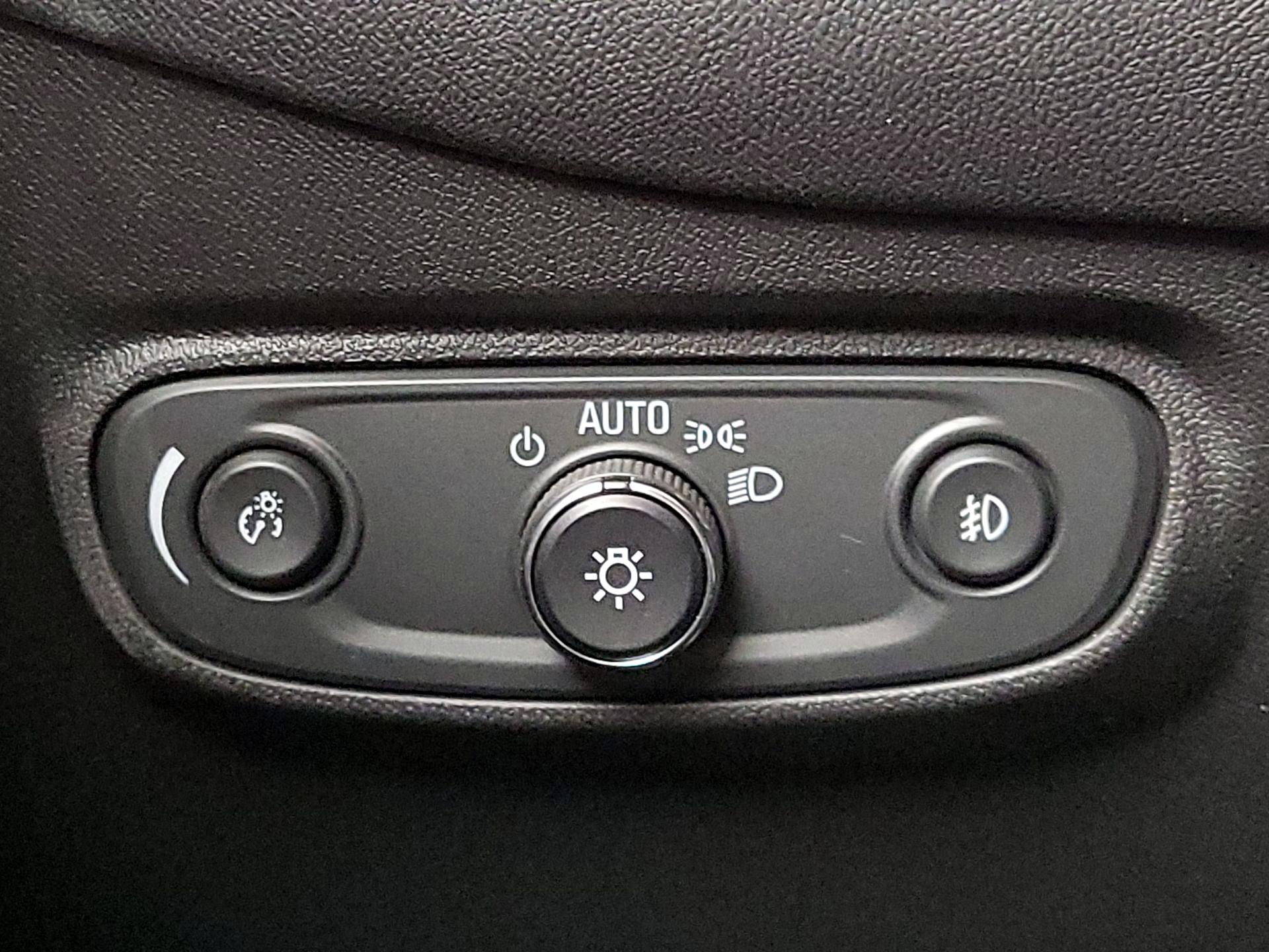 Thumbnail: 2021 Chevrolet Equinox - 13