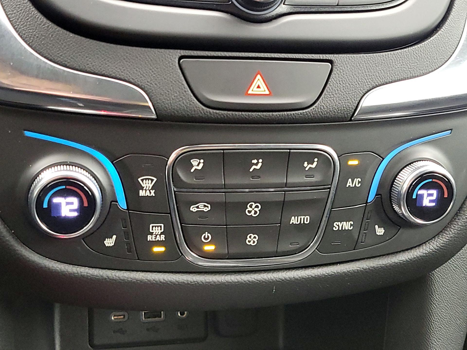 Thumbnail: 2021 Chevrolet Equinox - 16