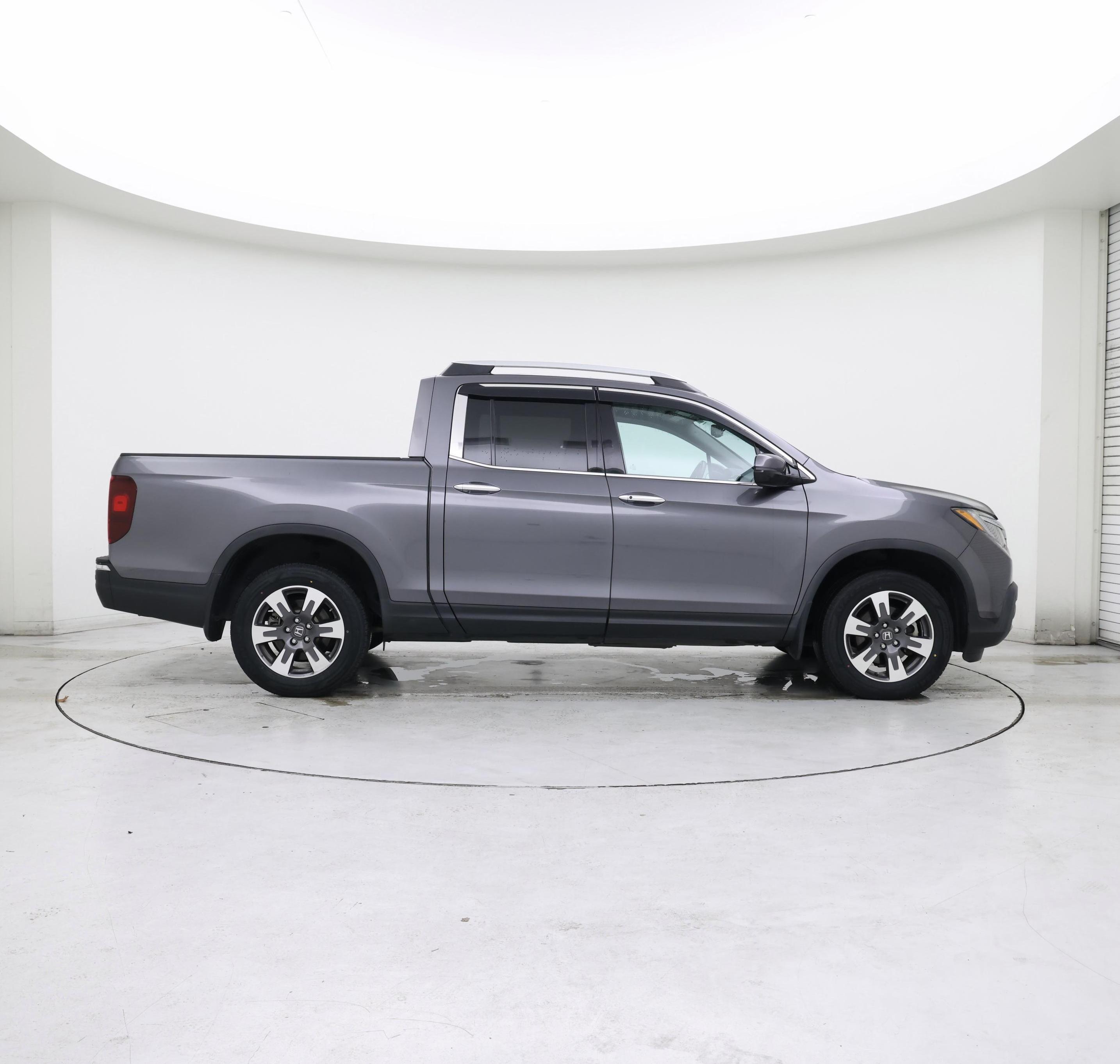 Thumbnail: 2019 Honda Ridgeline - 7