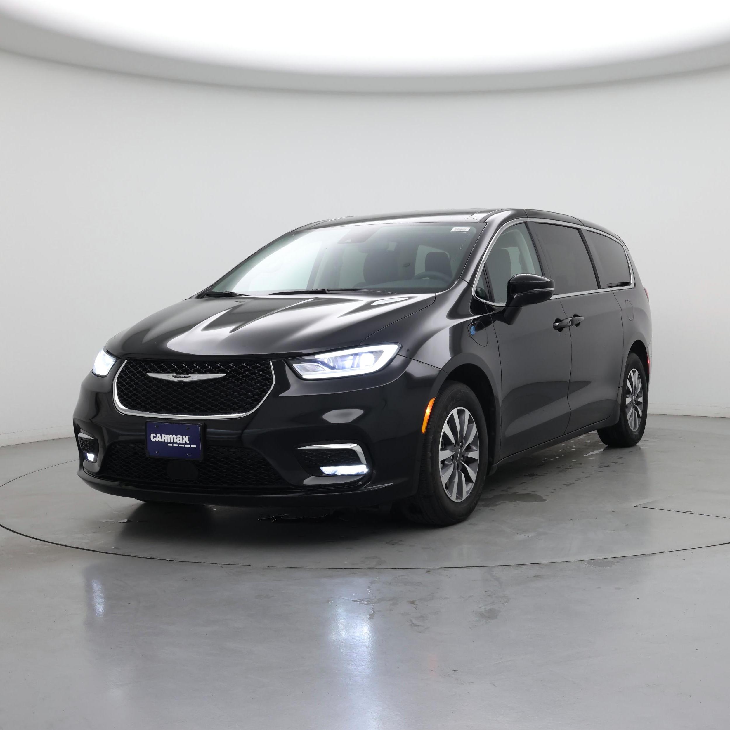 Thumbnail: 2024 Chrysler Pacifica - 4