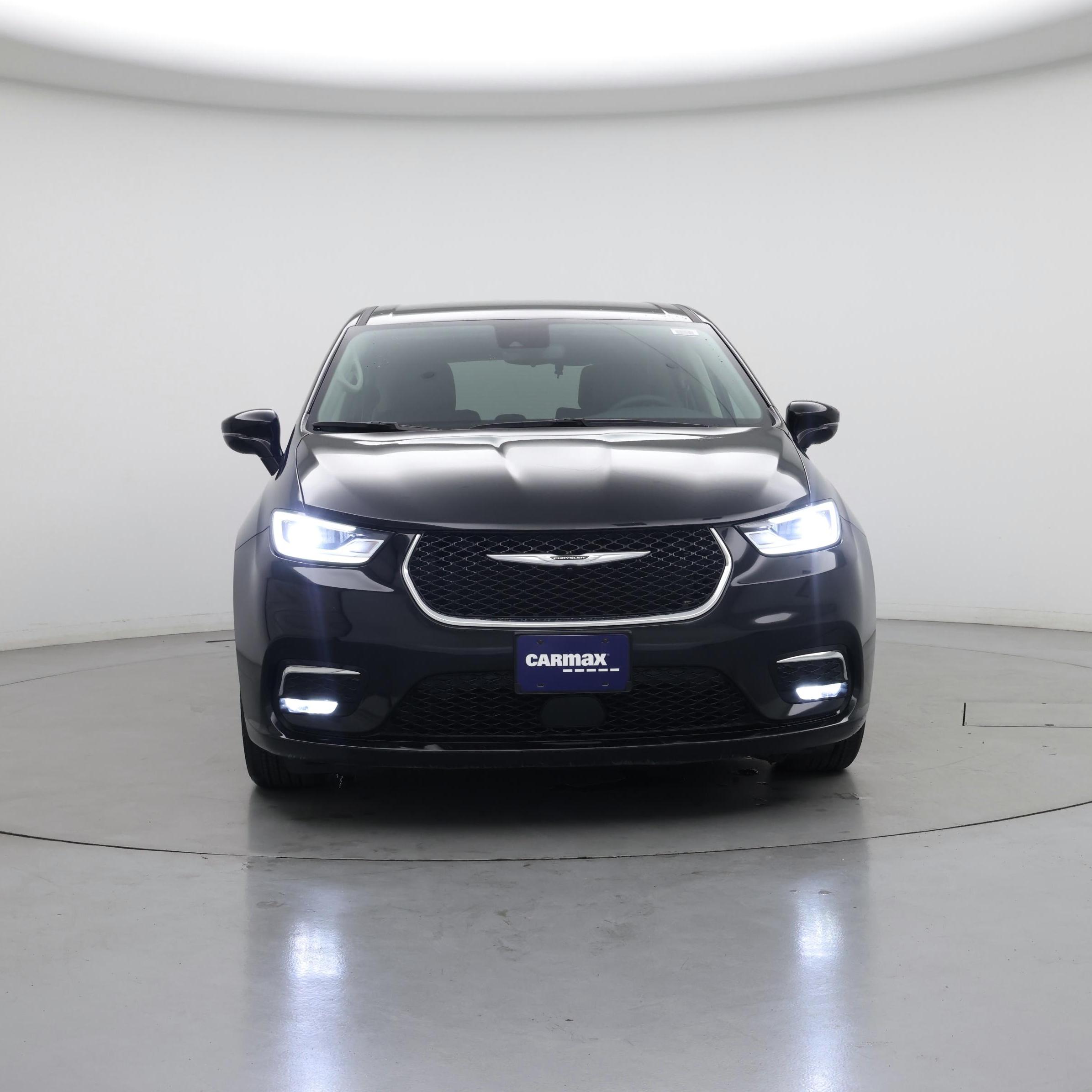 Thumbnail: 2024 Chrysler Pacifica - 5