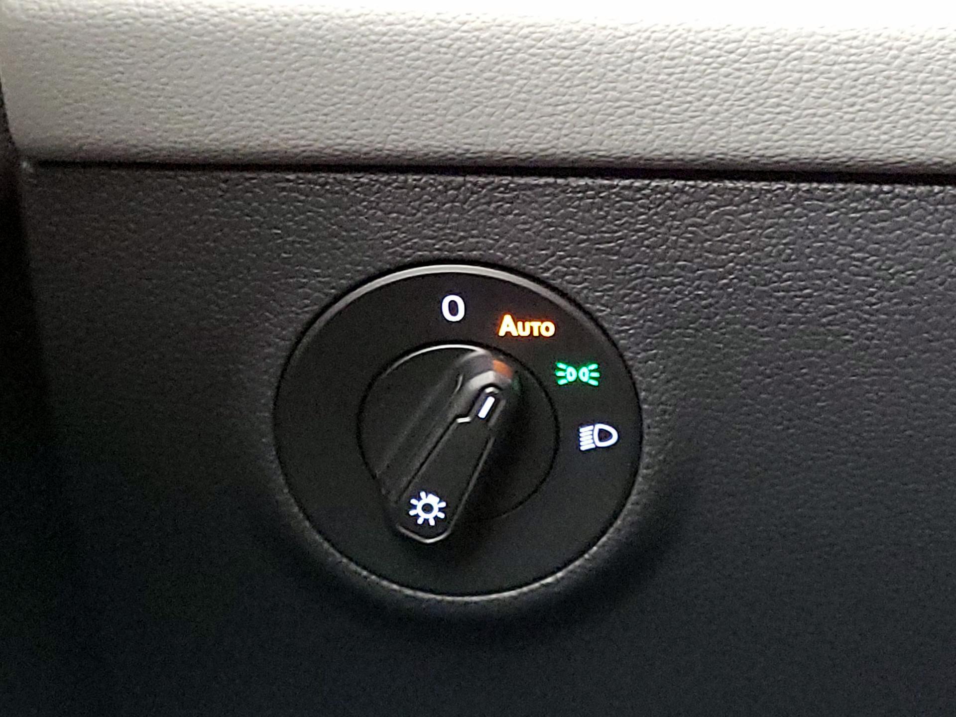 Thumbnail: 2024 Volkswagen Taos - 13