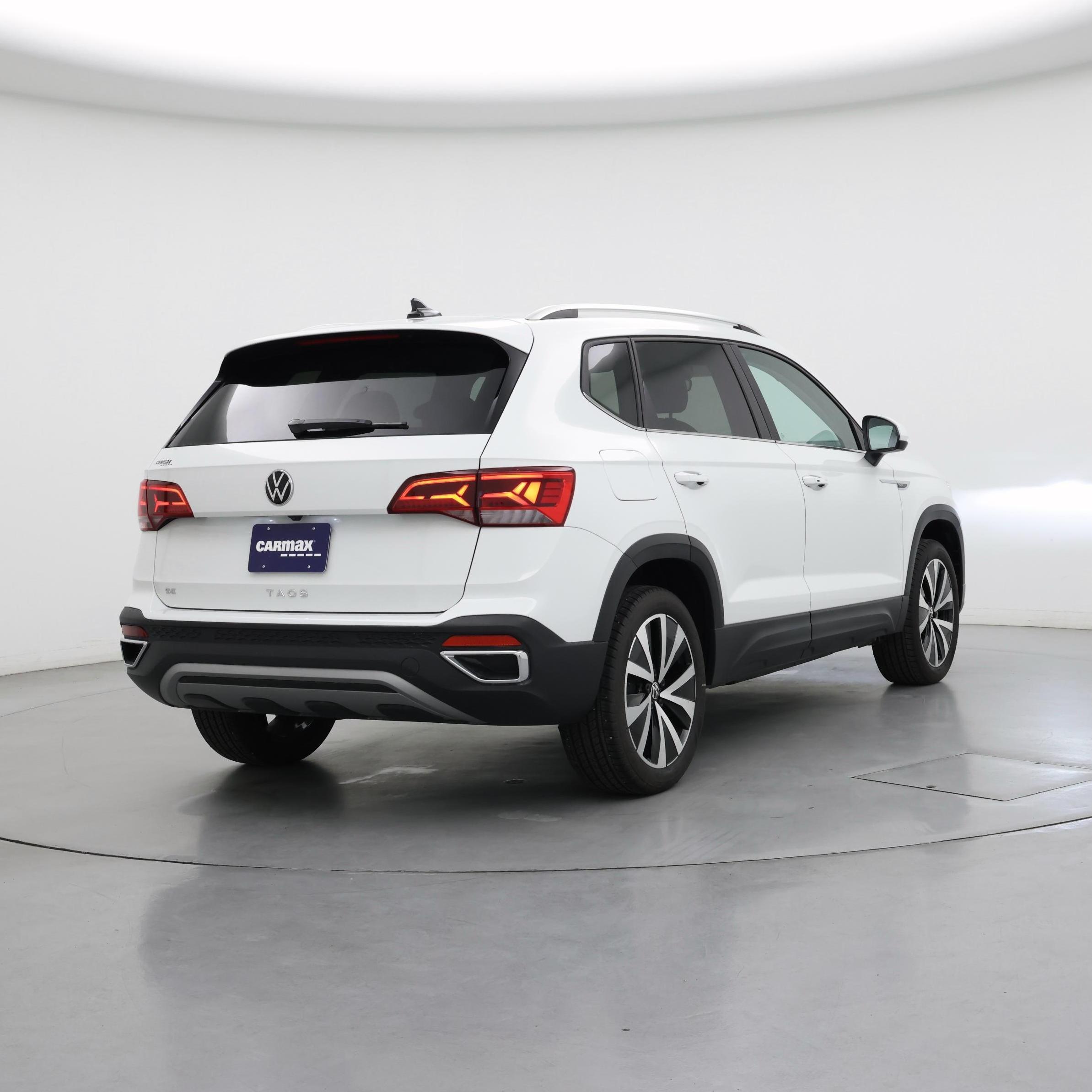 Thumbnail: 2024 Volkswagen Taos - 8