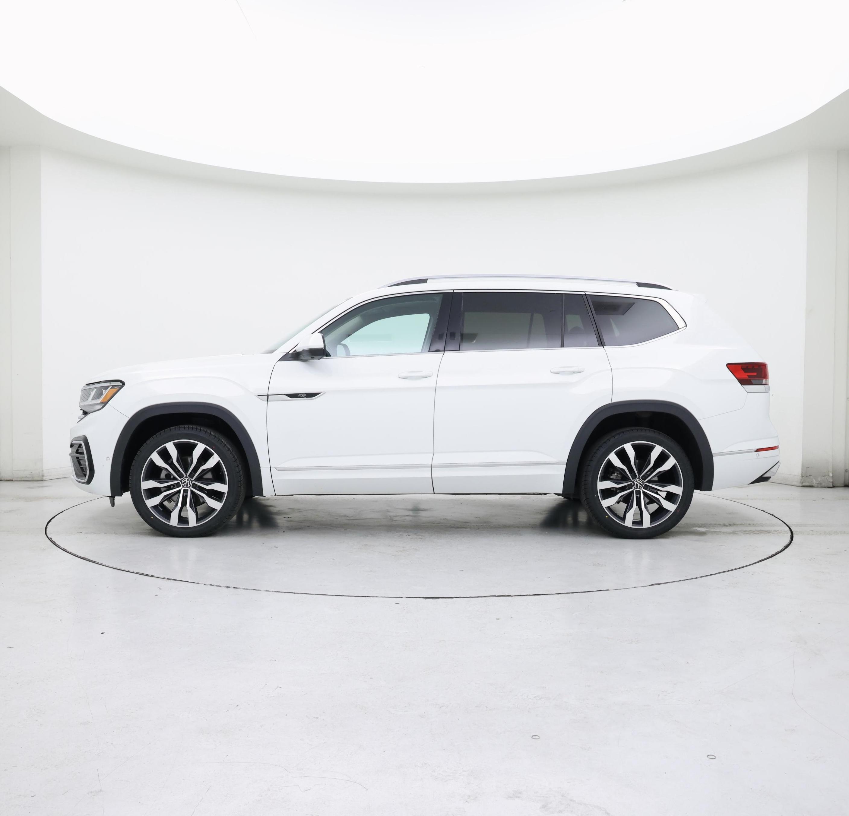 Thumbnail: 2021 Volkswagen Atlas - 3