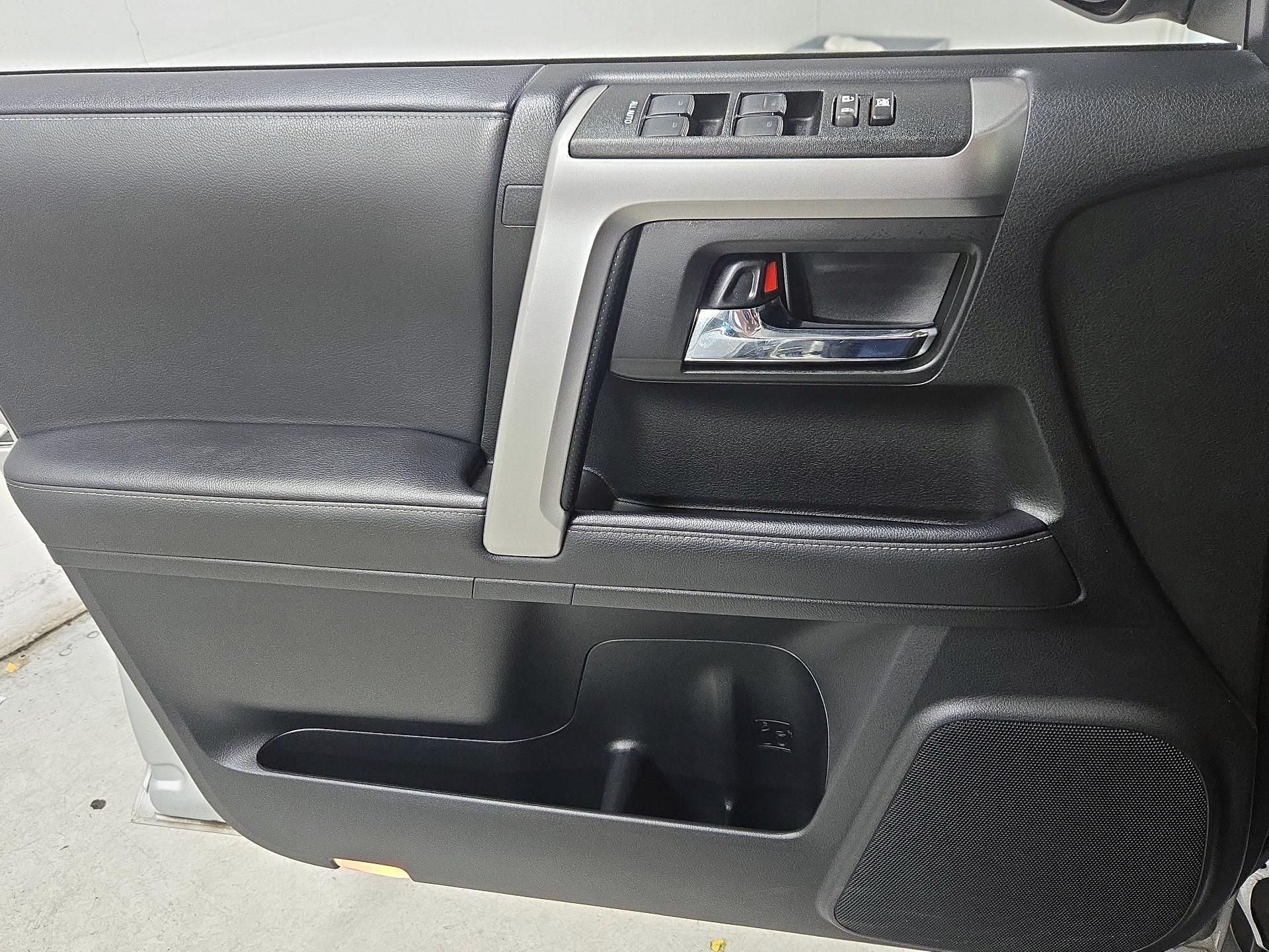 Thumbnail: 2024 Toyota 4Runner - 12