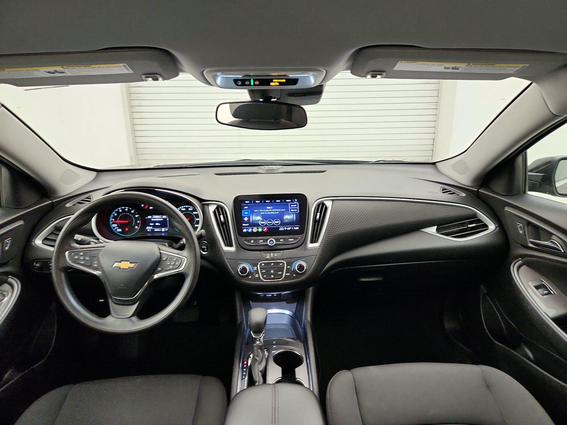 Thumbnail: 2023 Chevrolet Malibu - 9