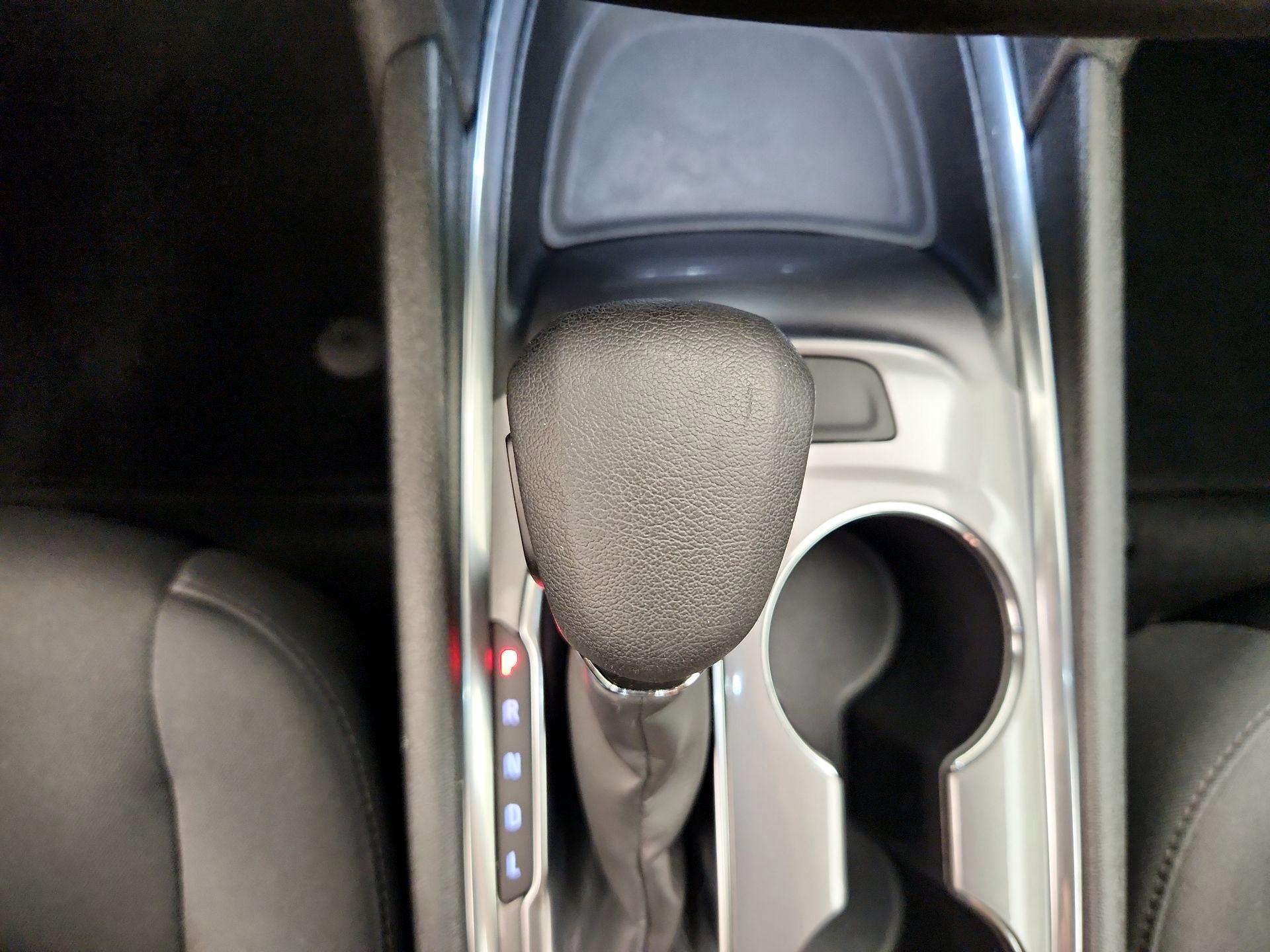 Thumbnail: 2023 Chevrolet Malibu - 17