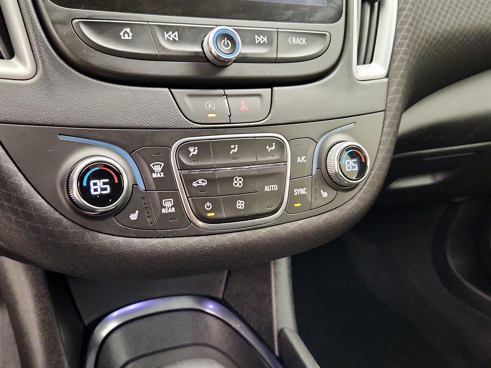 Thumbnail: 2023 Chevrolet Malibu - 15