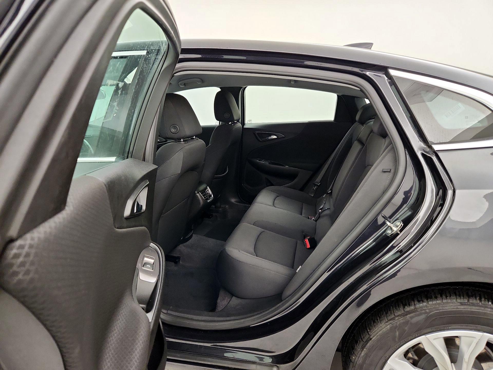 Thumbnail: 2023 Chevrolet Malibu - 18