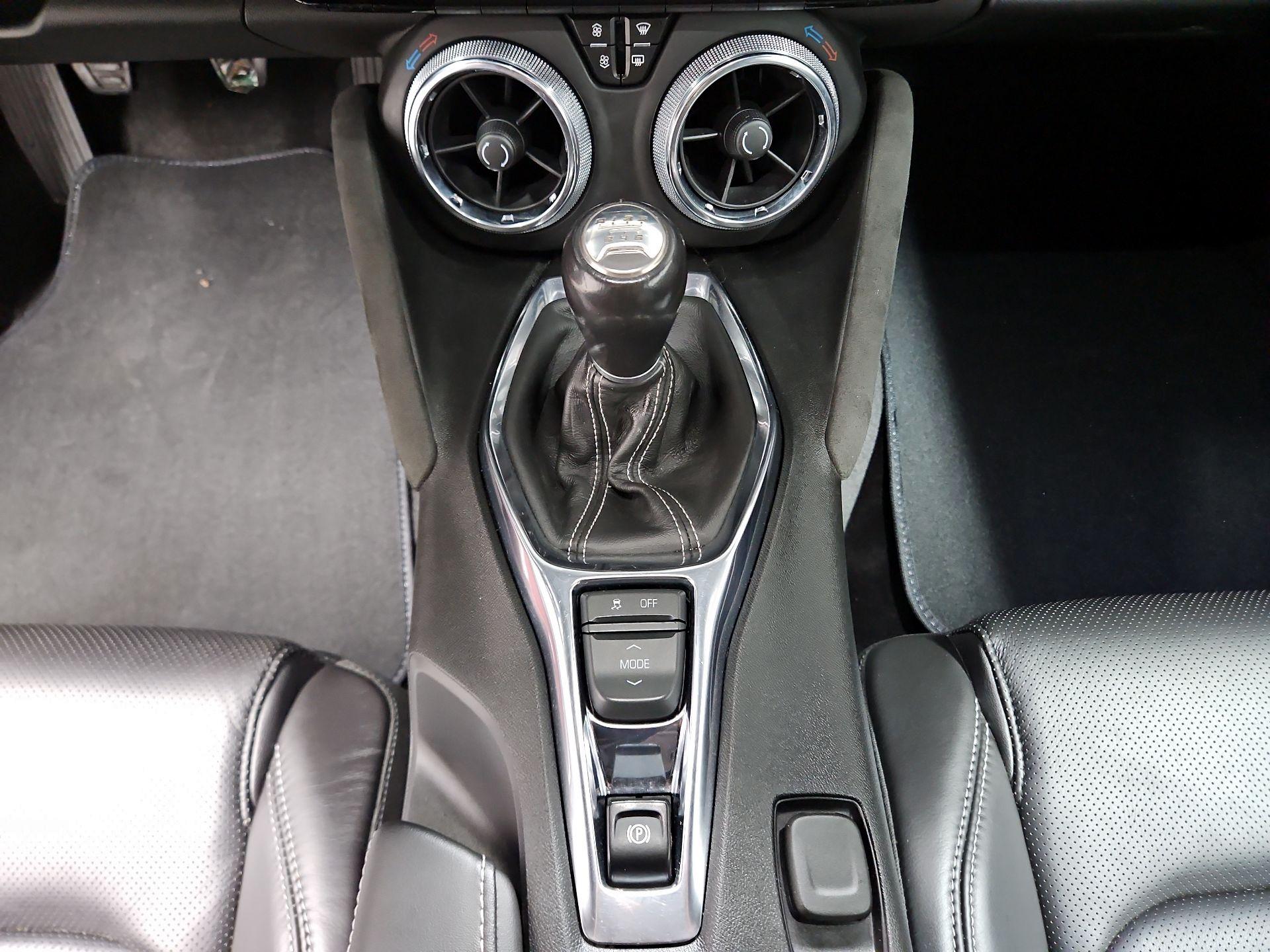 Thumbnail: 2021 Chevrolet Camaro - 16