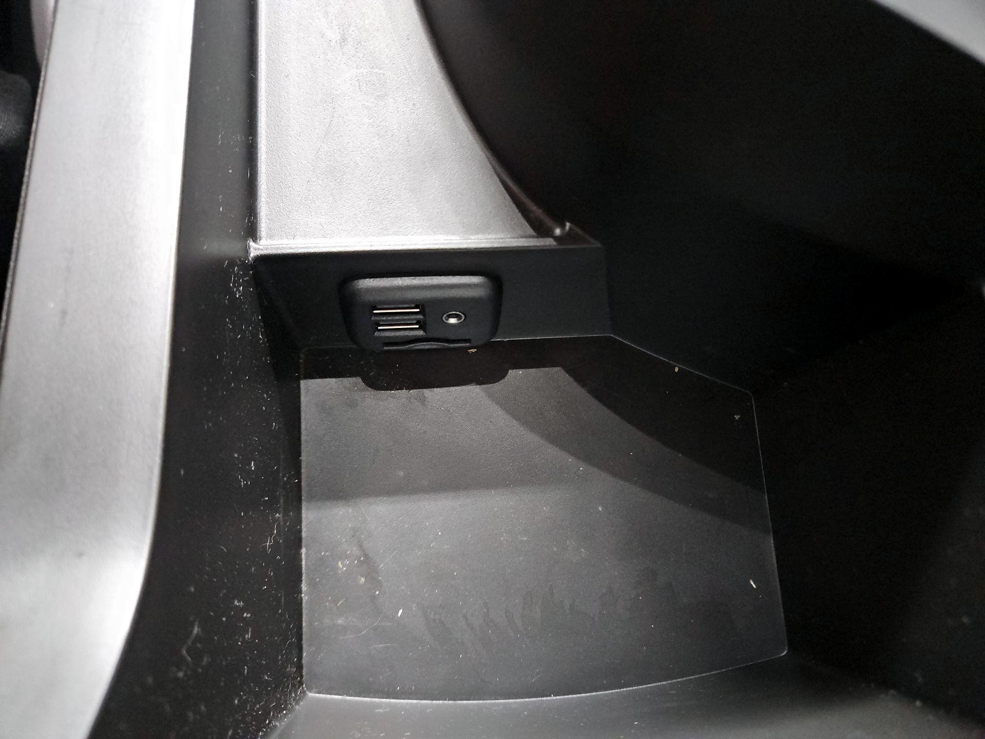 Thumbnail: 2021 Chevrolet Camaro - 17