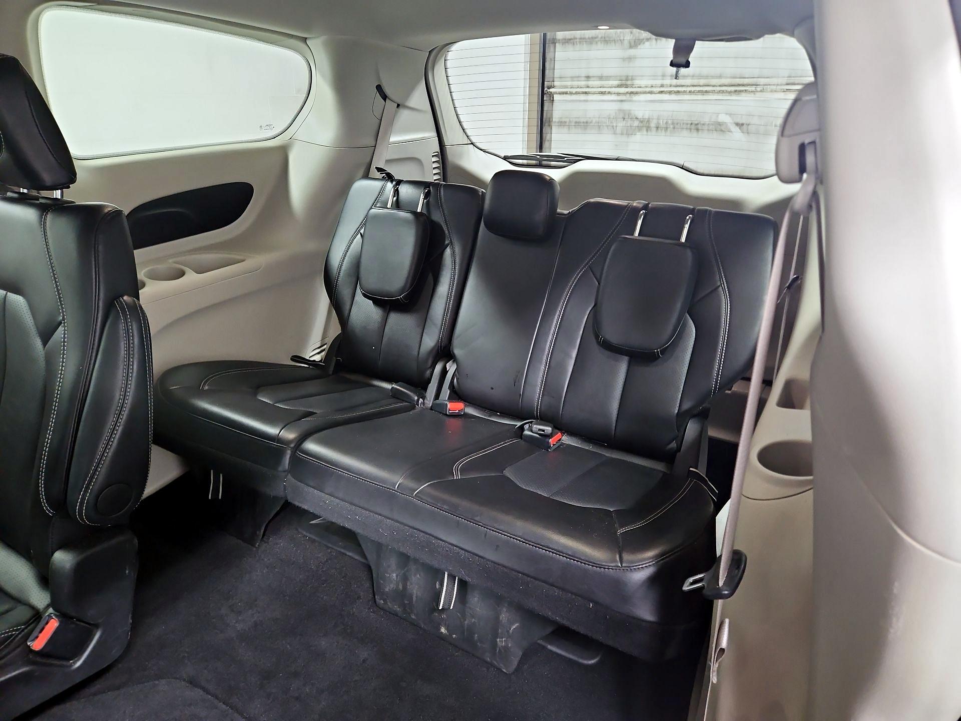 Thumbnail: 2024 Chrysler Pacifica - 20