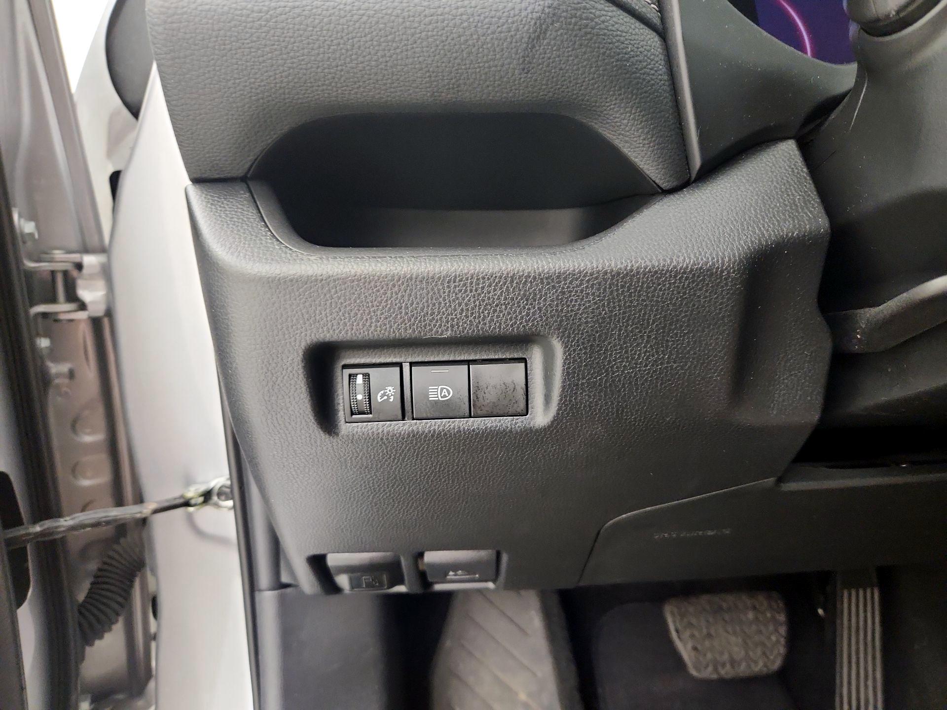 Thumbnail: 2024 Toyota RAV4 - 13