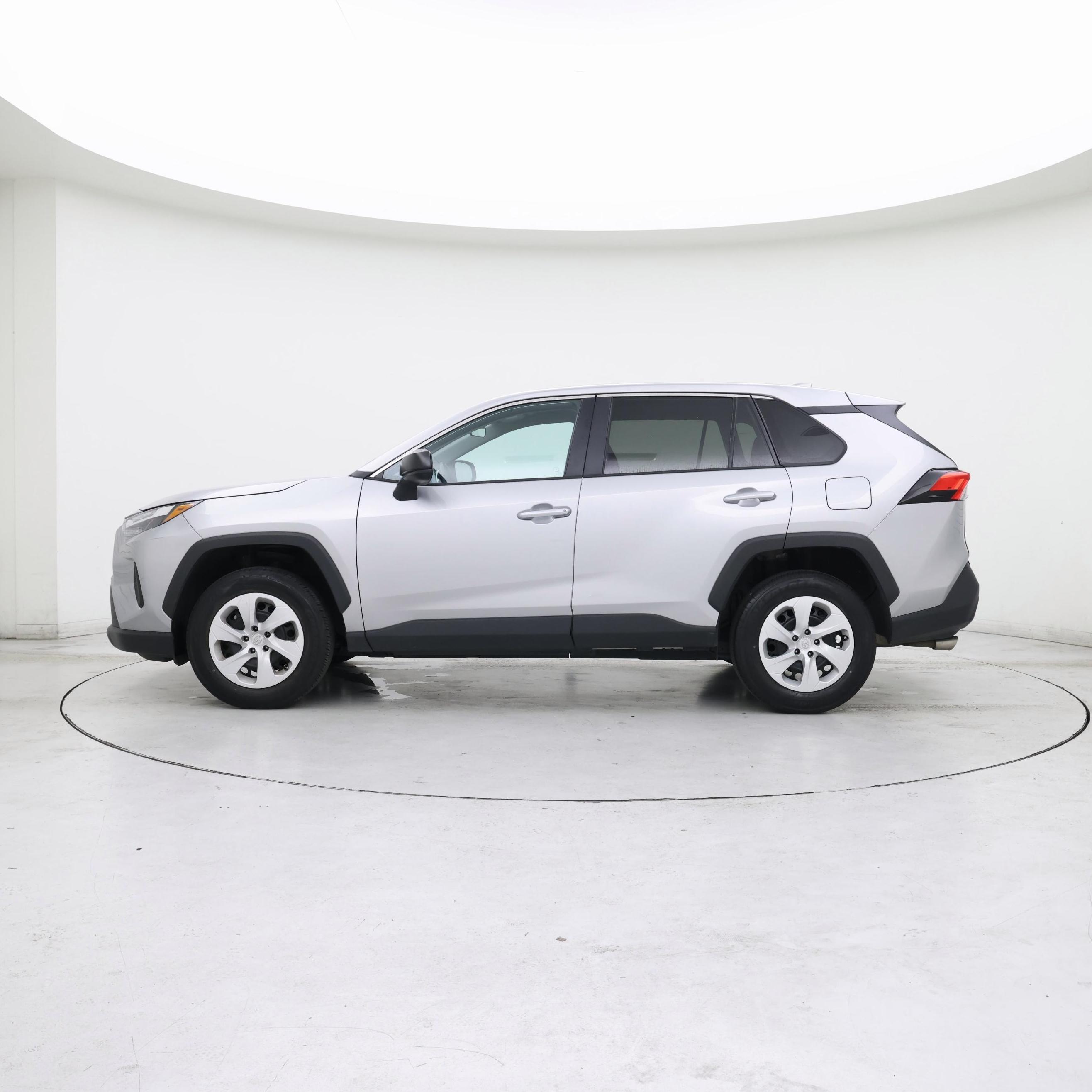 Thumbnail: 2024 Toyota RAV4 - 3