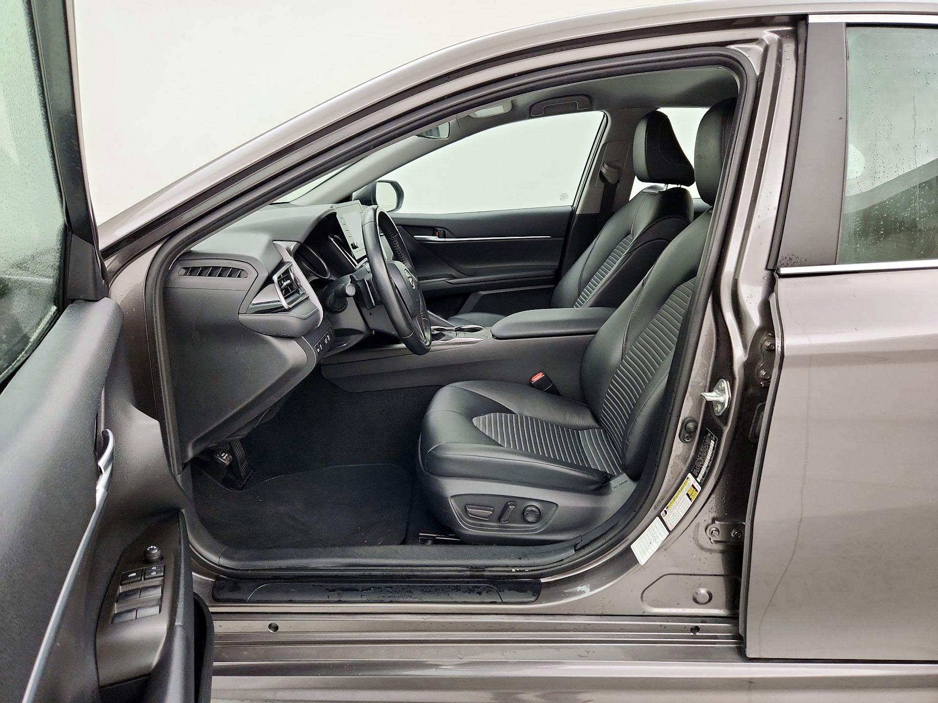 Thumbnail: 2023 Toyota Camry - 11