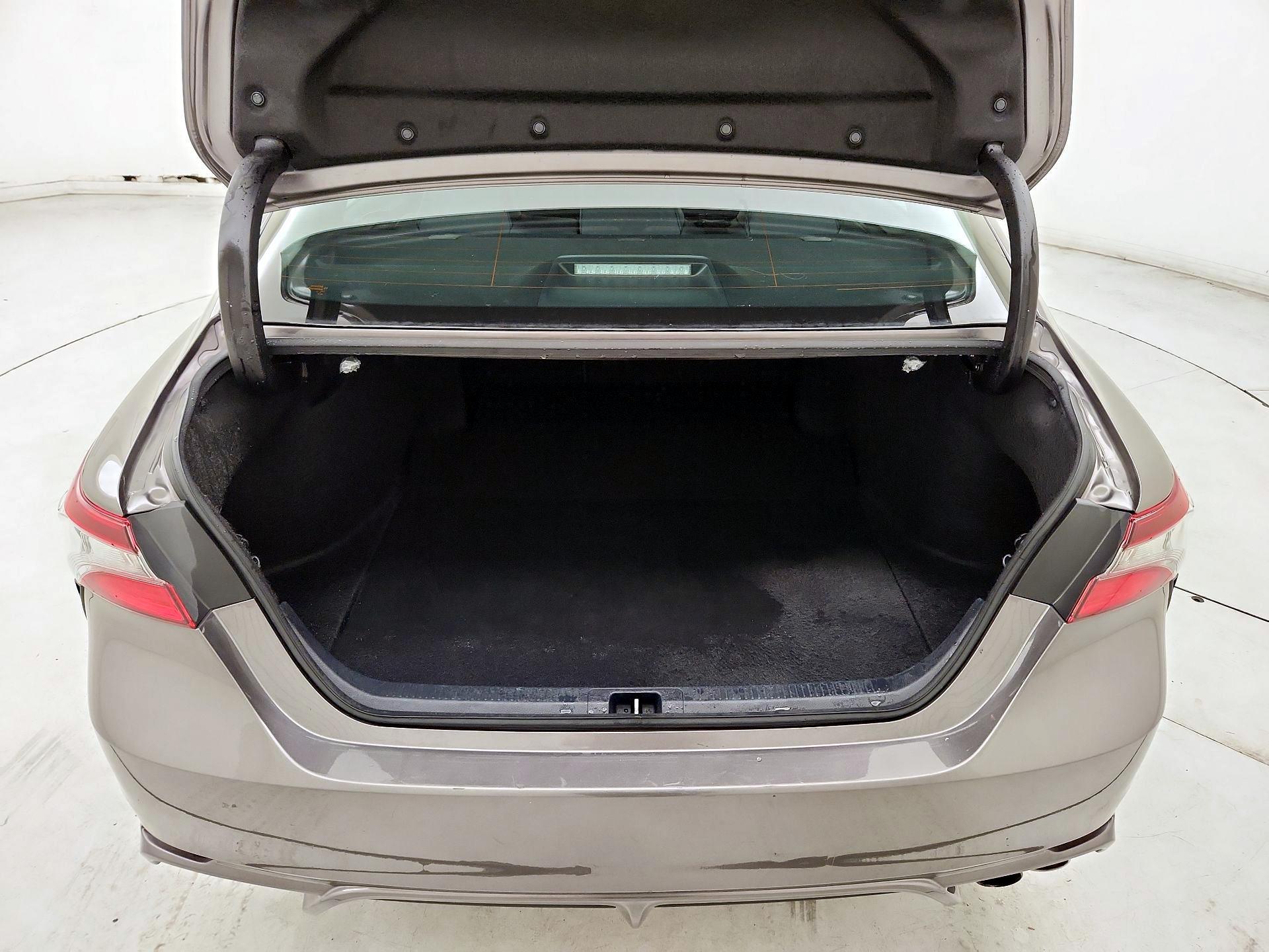 Thumbnail: 2023 Toyota Camry - 20