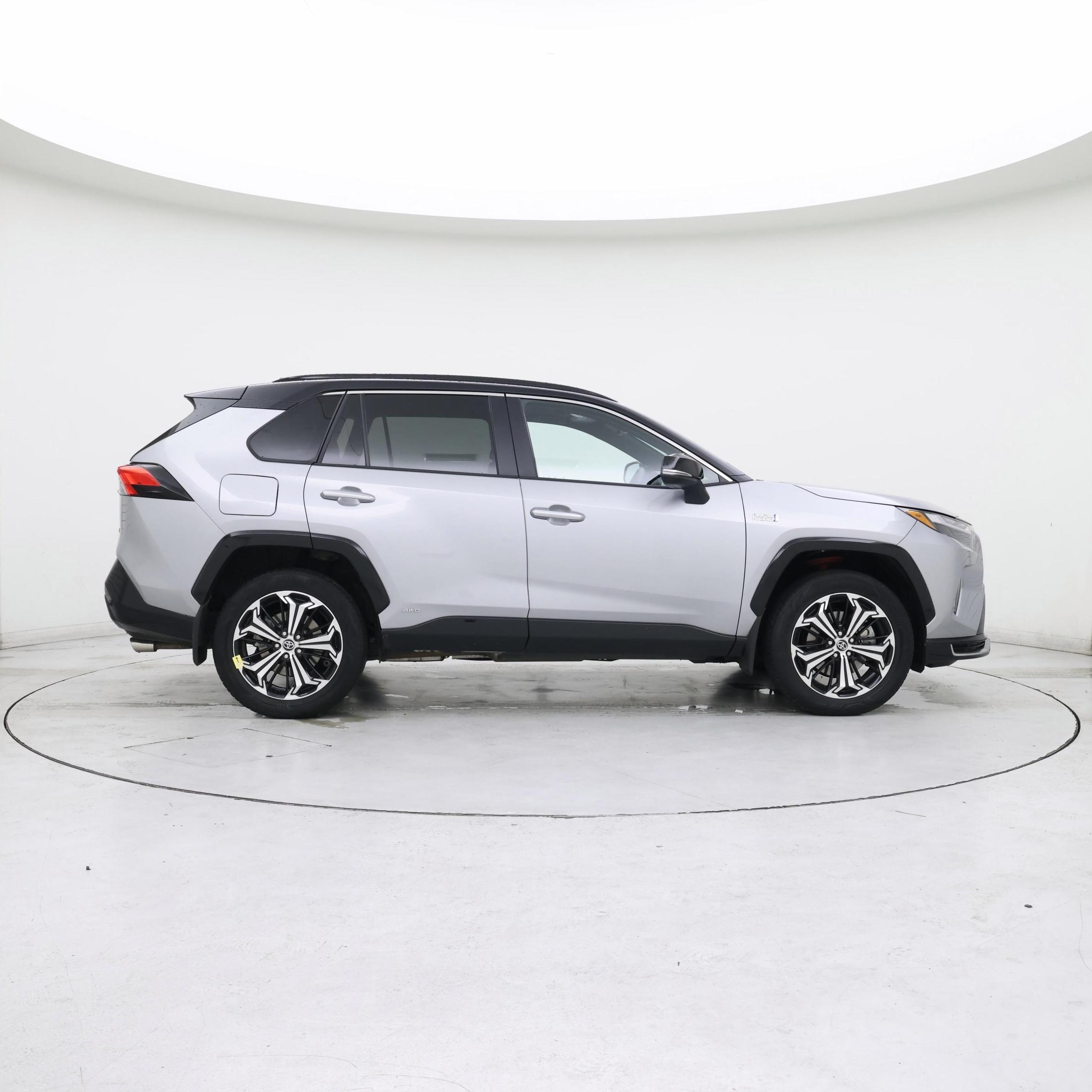 Thumbnail: 2022 Toyota RAV4 - 7