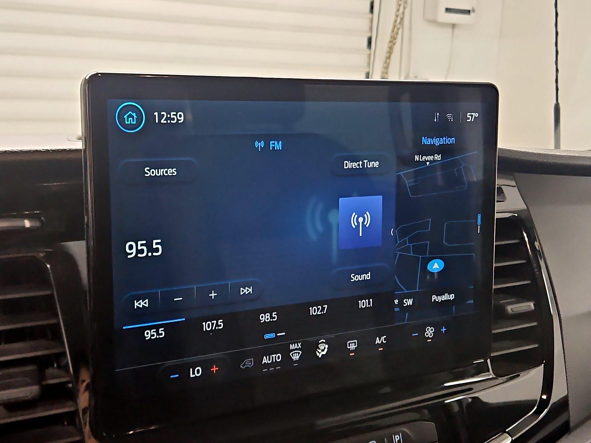 Thumbnail: 2023 Ford Transit Series - 16