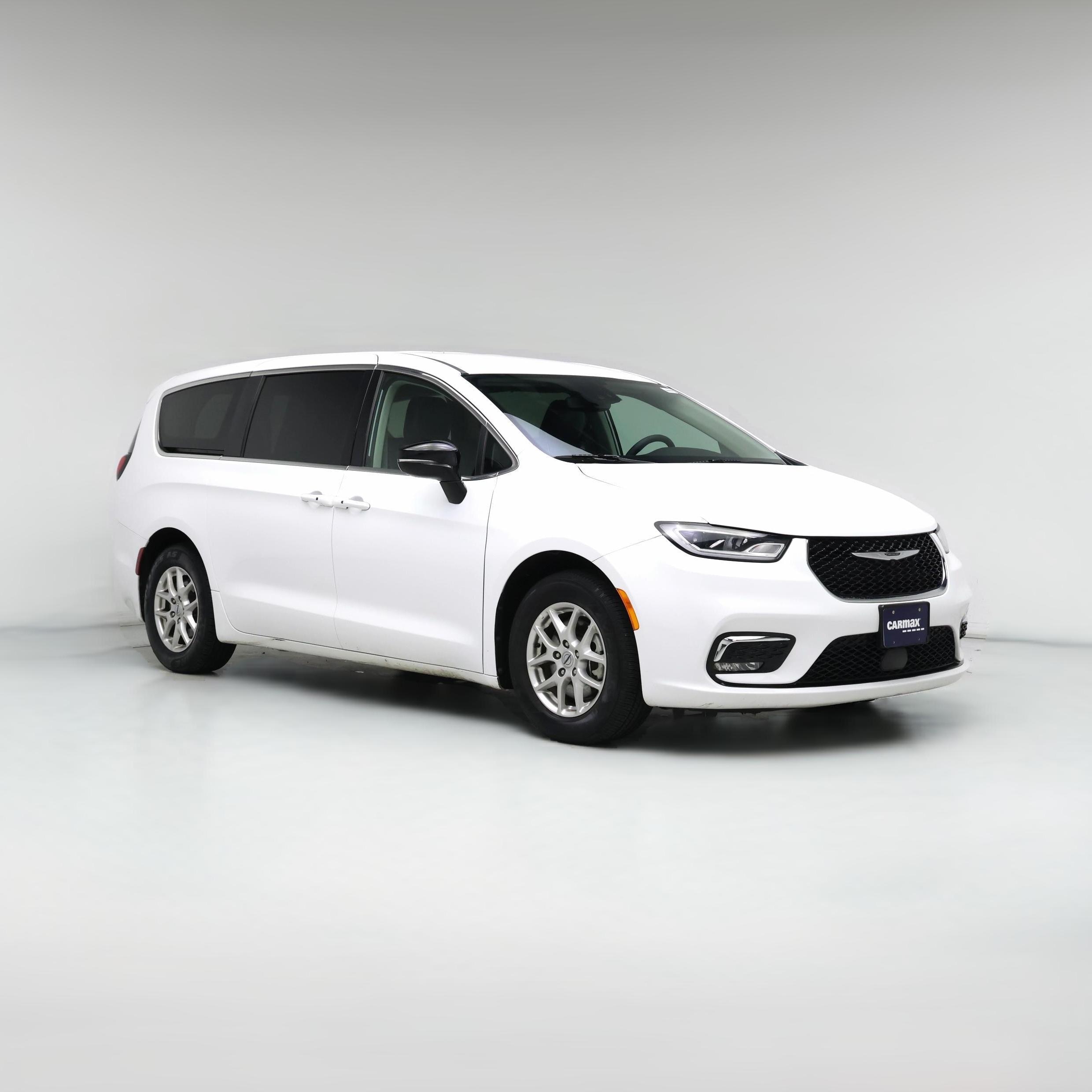 Thumbnail: 2024 Chrysler Pacifica - 1