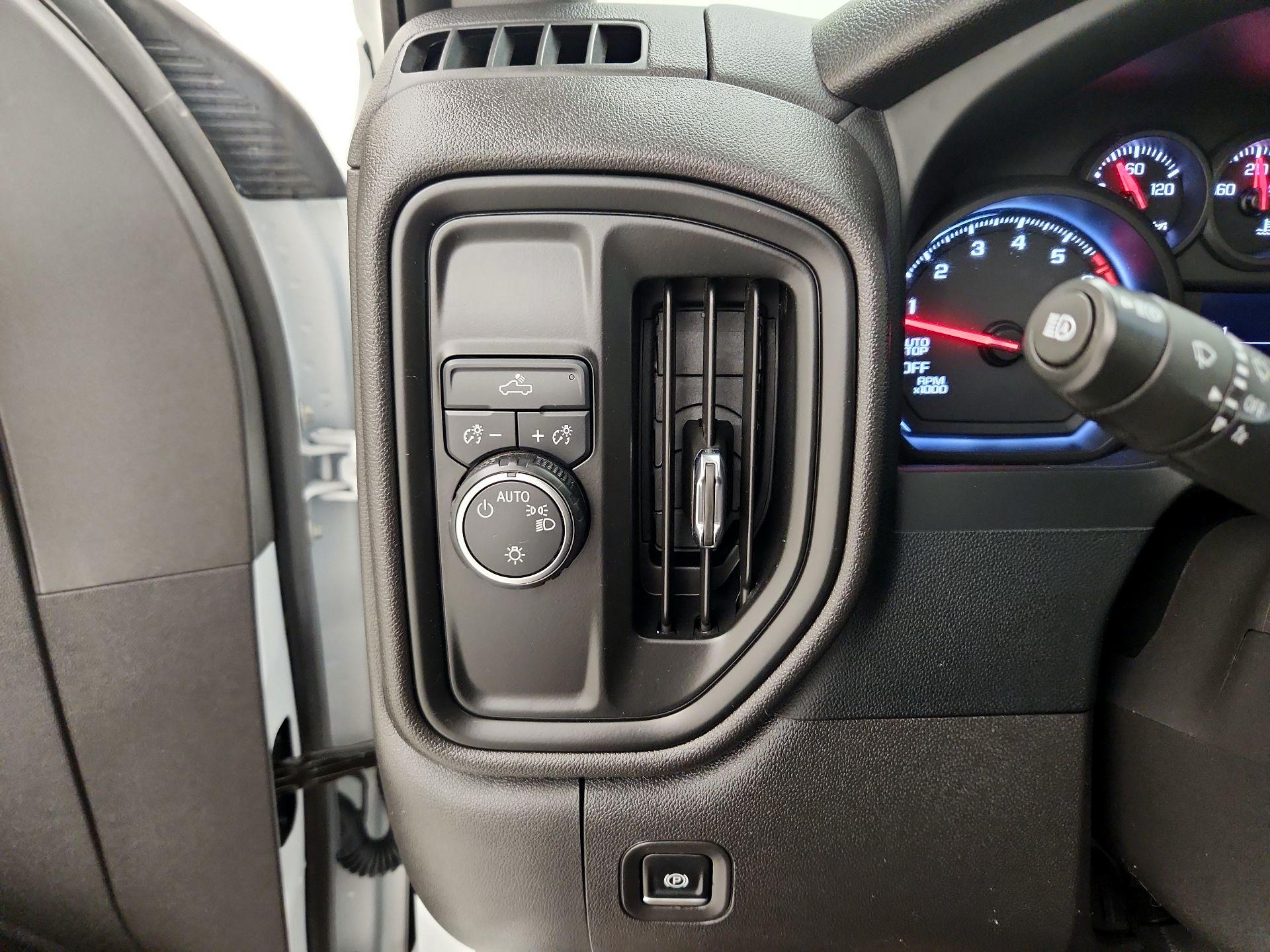 Thumbnail: 2024 Chevrolet Silverado 1500 - 13